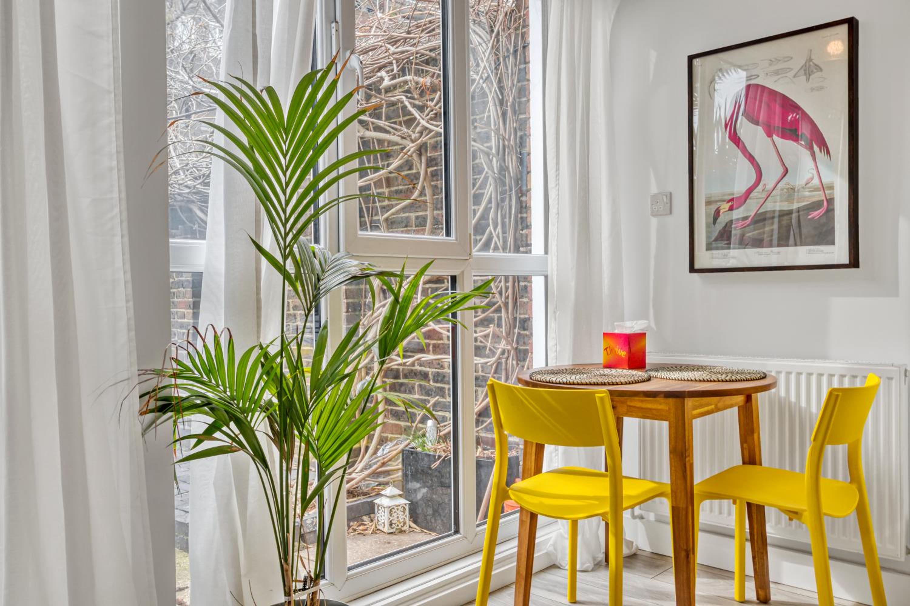 Homely 1Bed Apartment Vauxhall