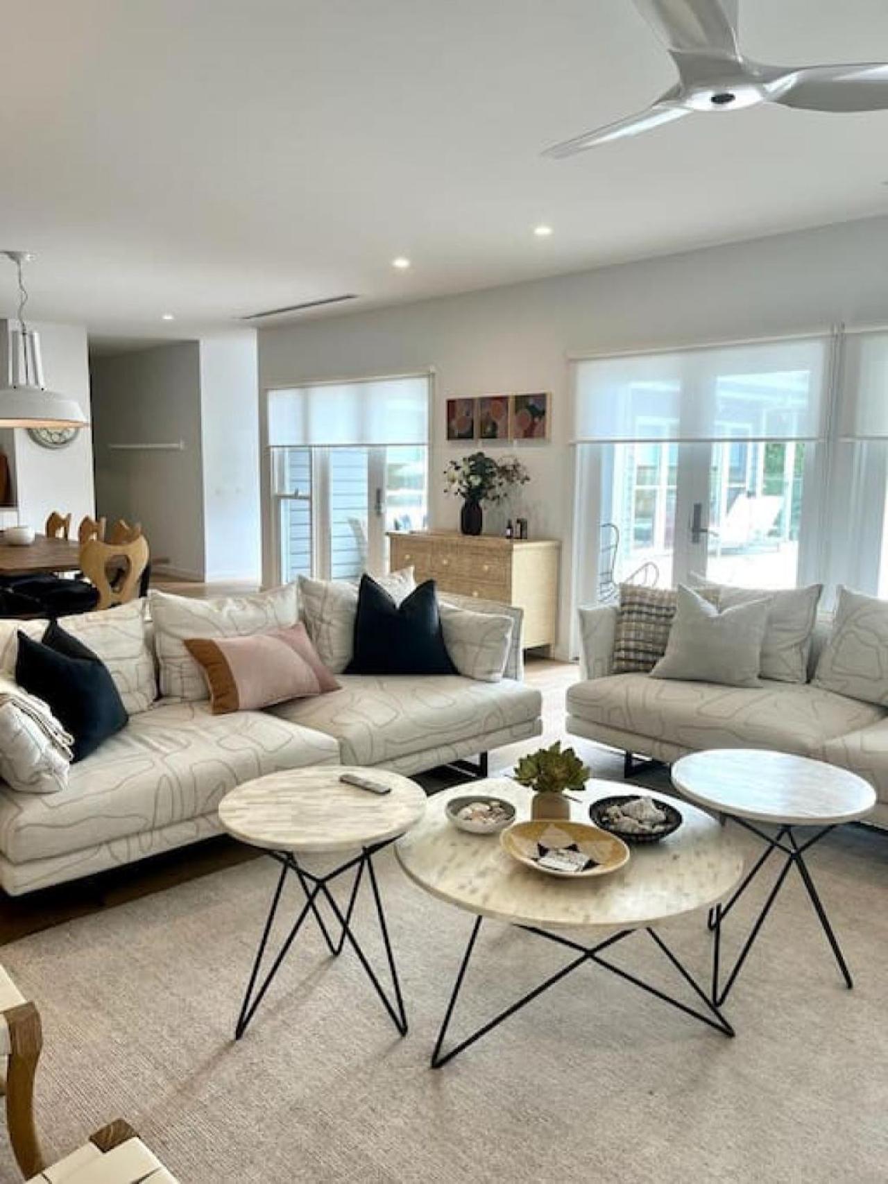 Coastal VILLA CHILL Superior style Summer vibe