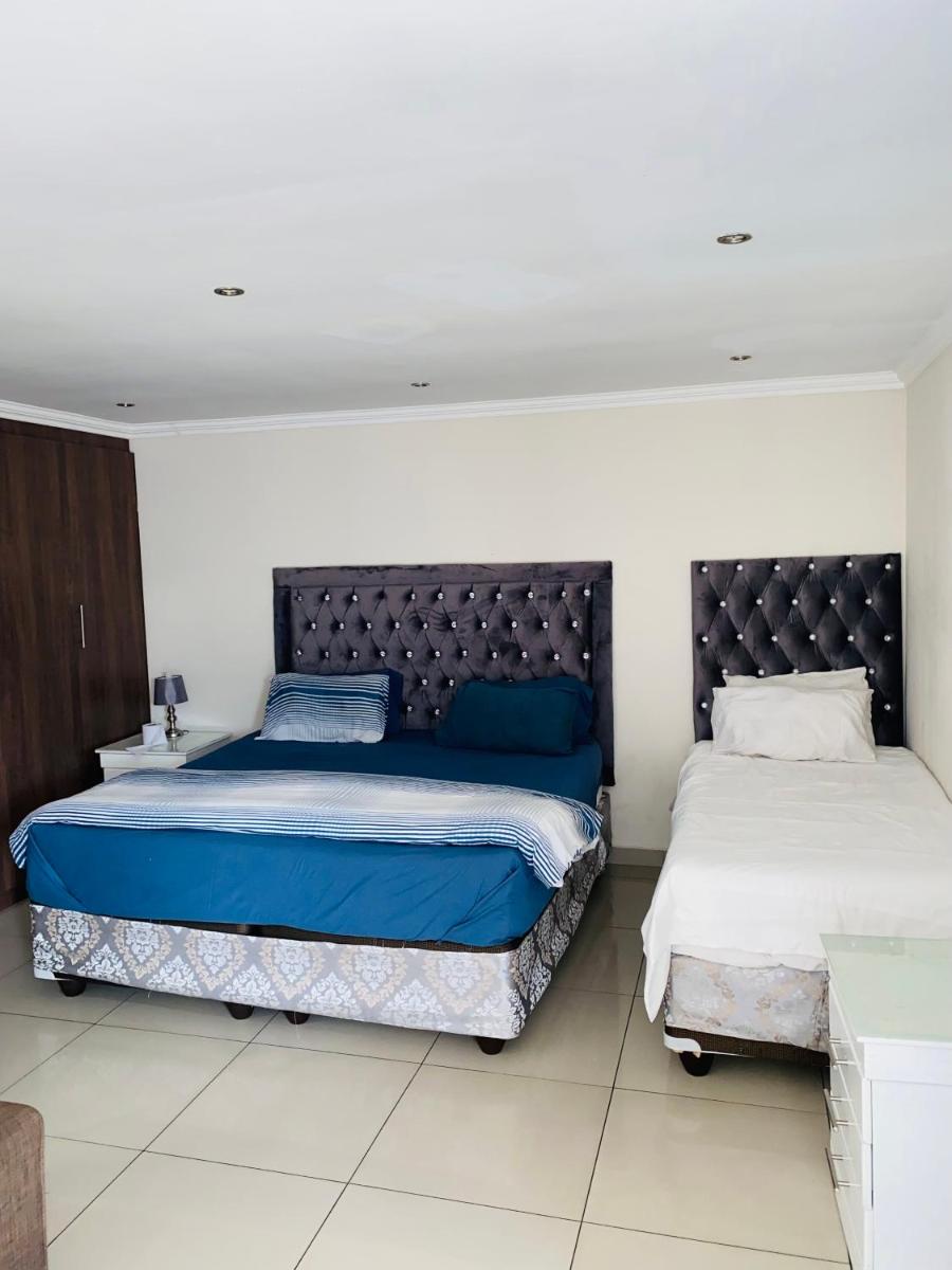 Munisa Guest House
