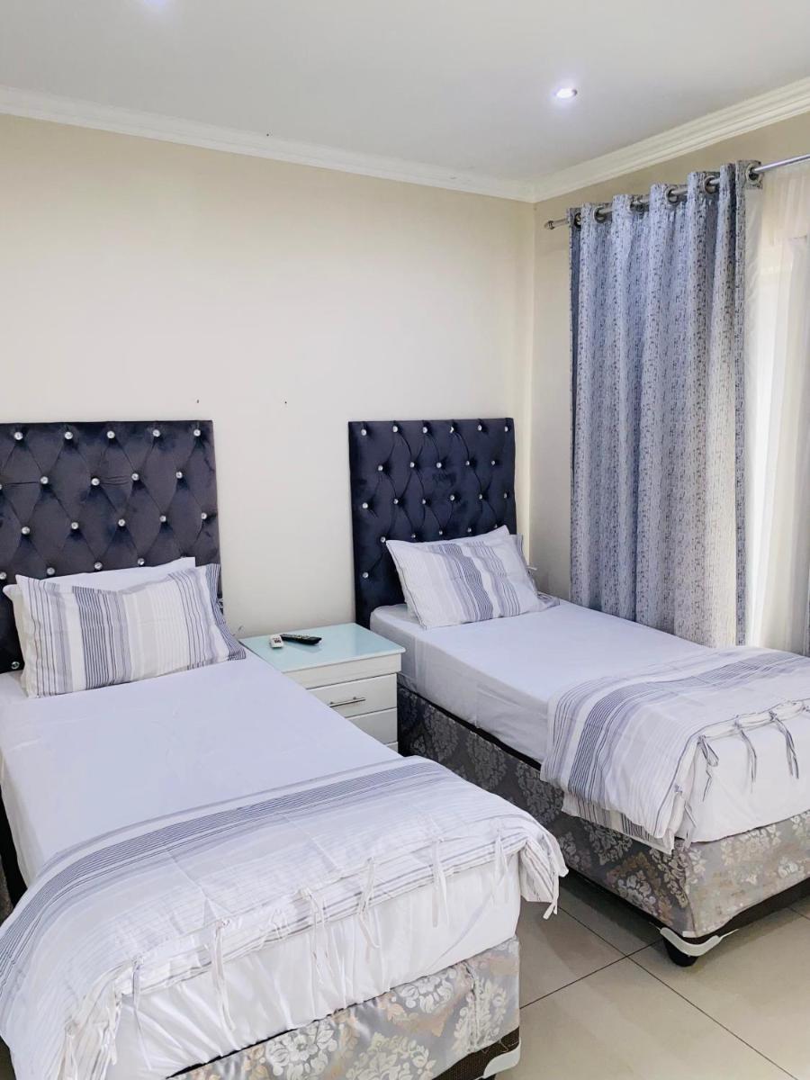 Munisa Guest House