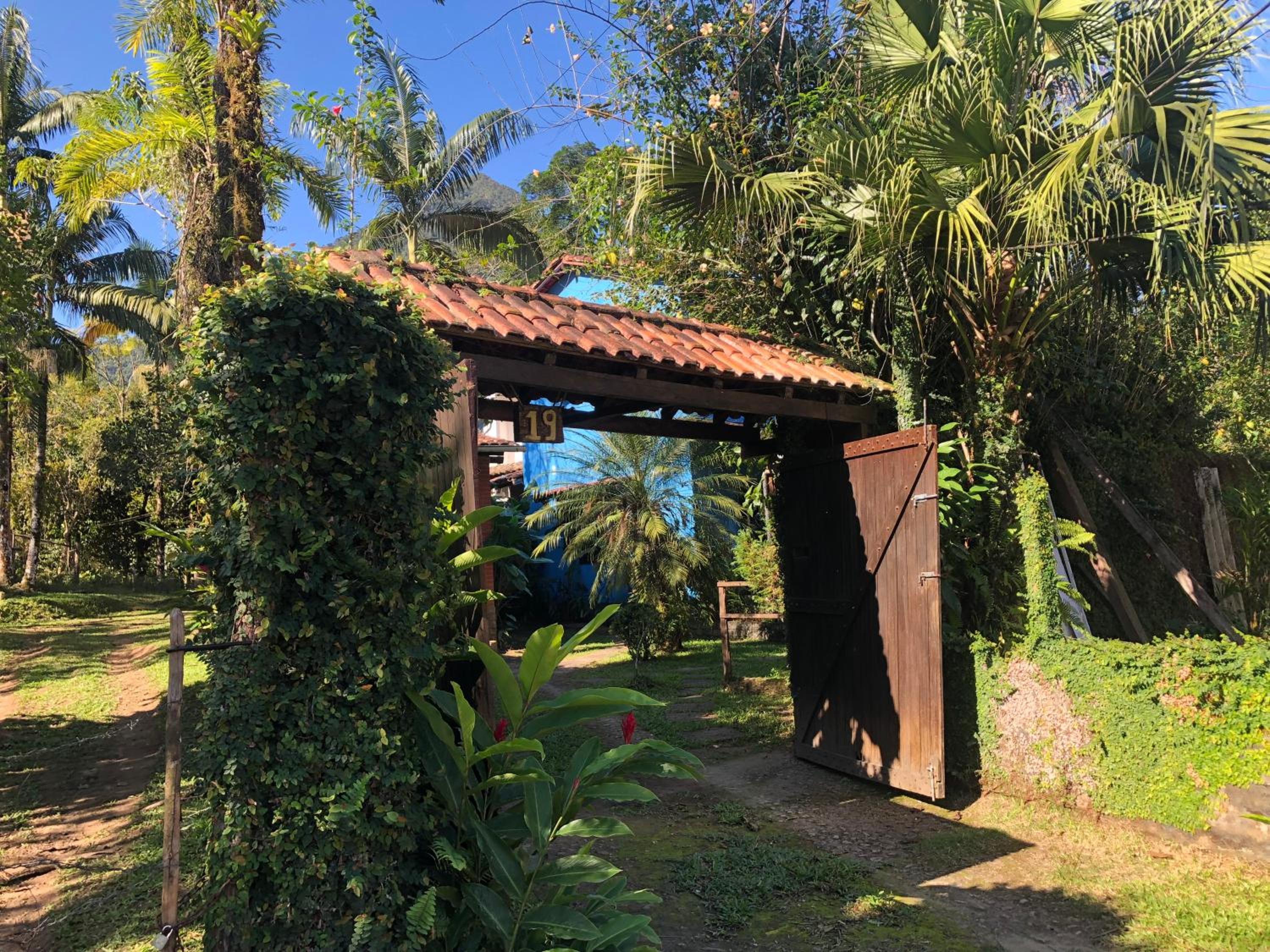 Praia de São Gonçalo com piscina natural