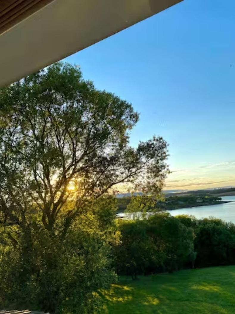 Casa de Campo Luxuosa Com Jacuzzi Gigante