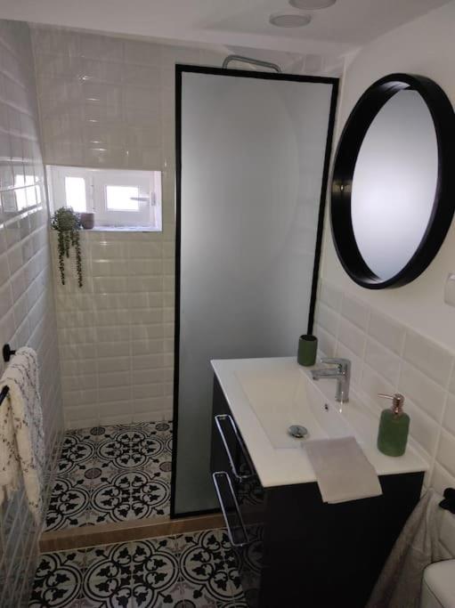 Garitsa Apartments B