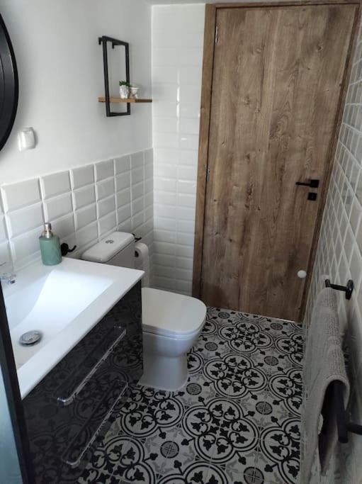 Garitsa Apartments B