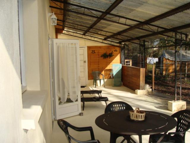 Le Guinguetton Chambre d'hôtes view 5