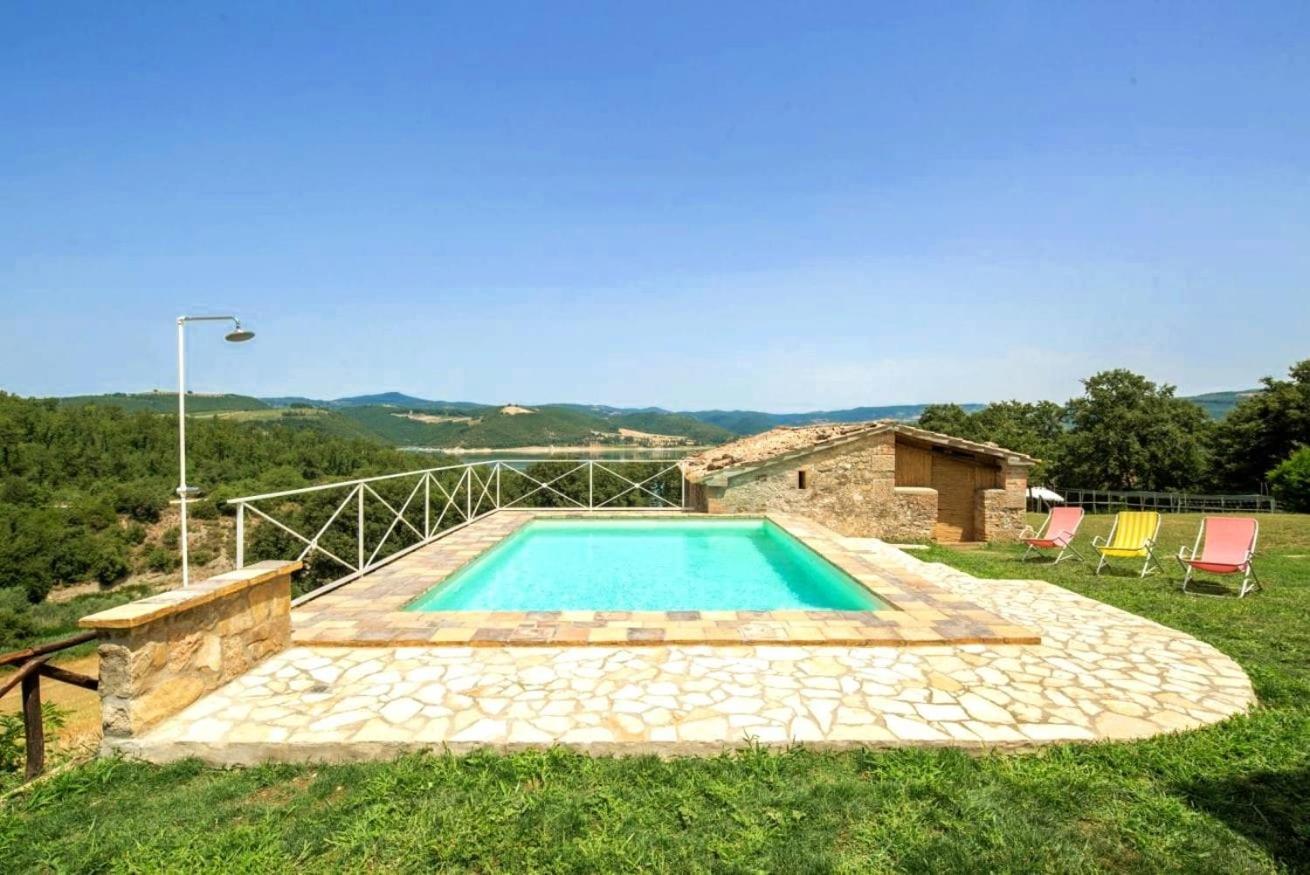 Casale on the lake with sauna and saltwater swimming pool view 3