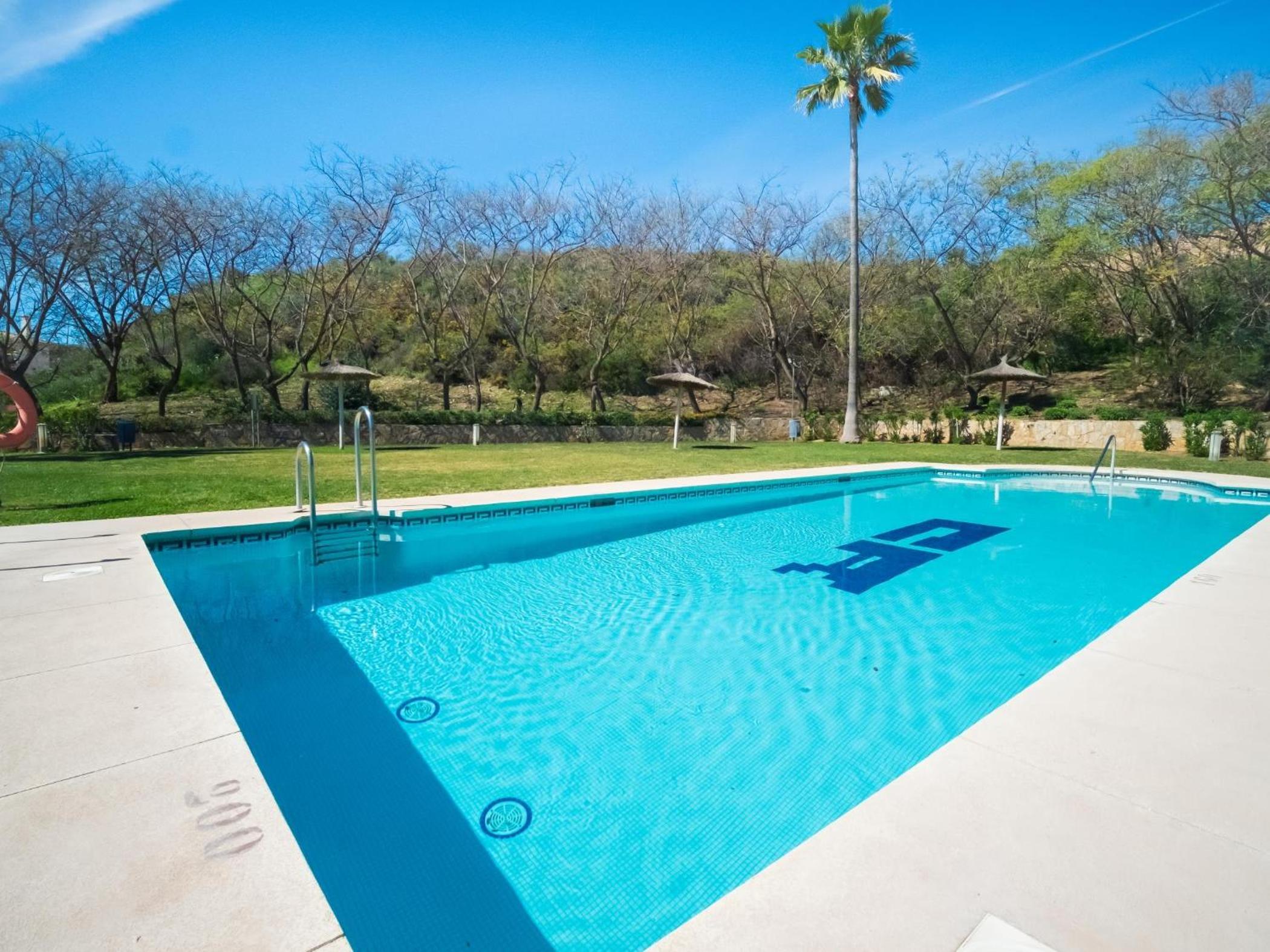 Oasis la Cala 3 ,Pools, Parking and wifi view 2