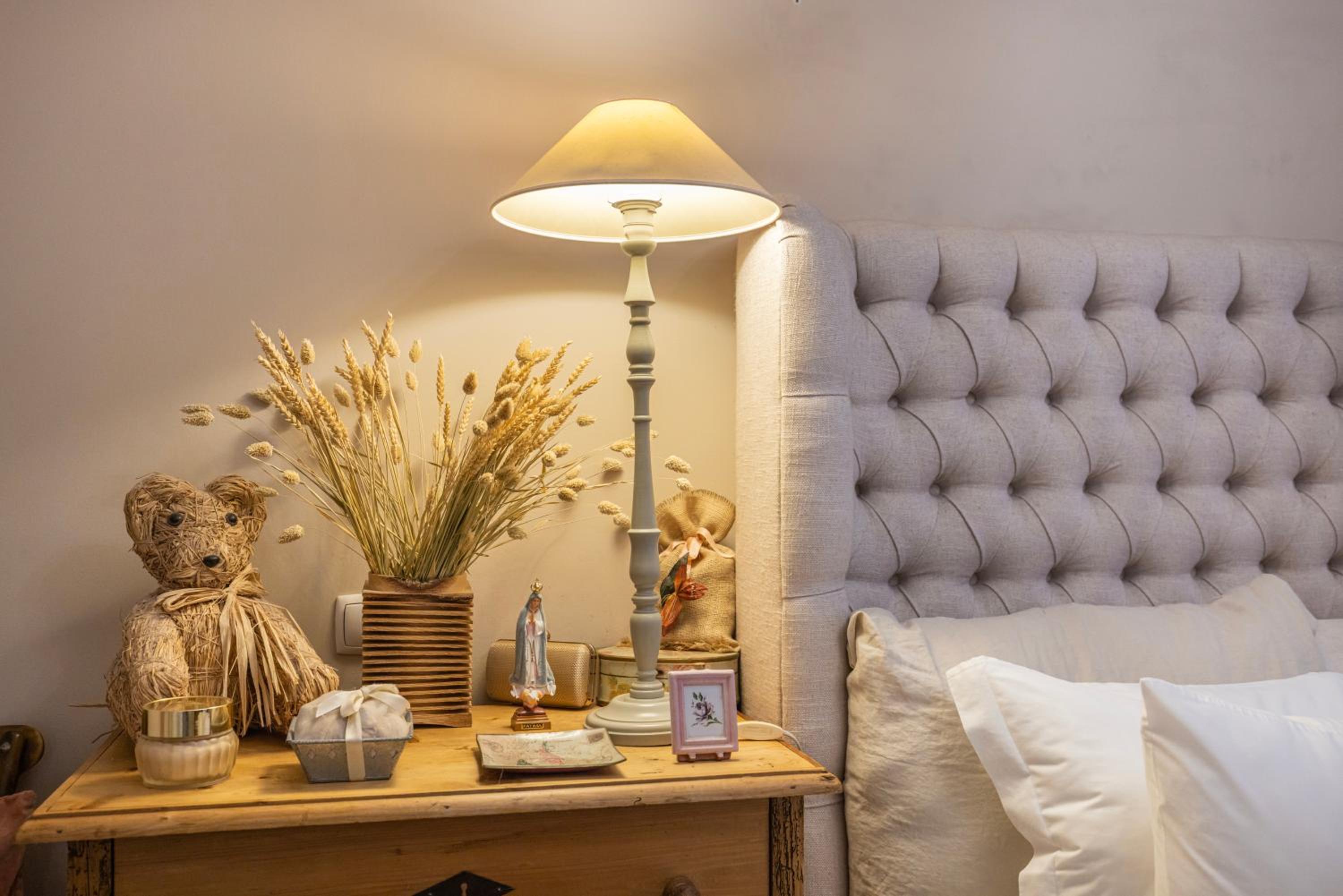 Isabella's Luxury Home by LovelyStay