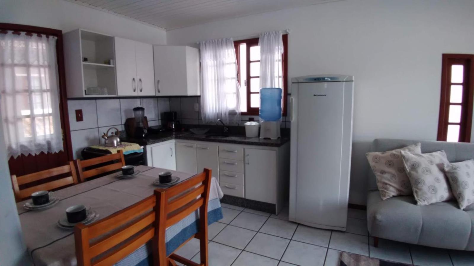 Apartamento praia da Armação, Florianópolis