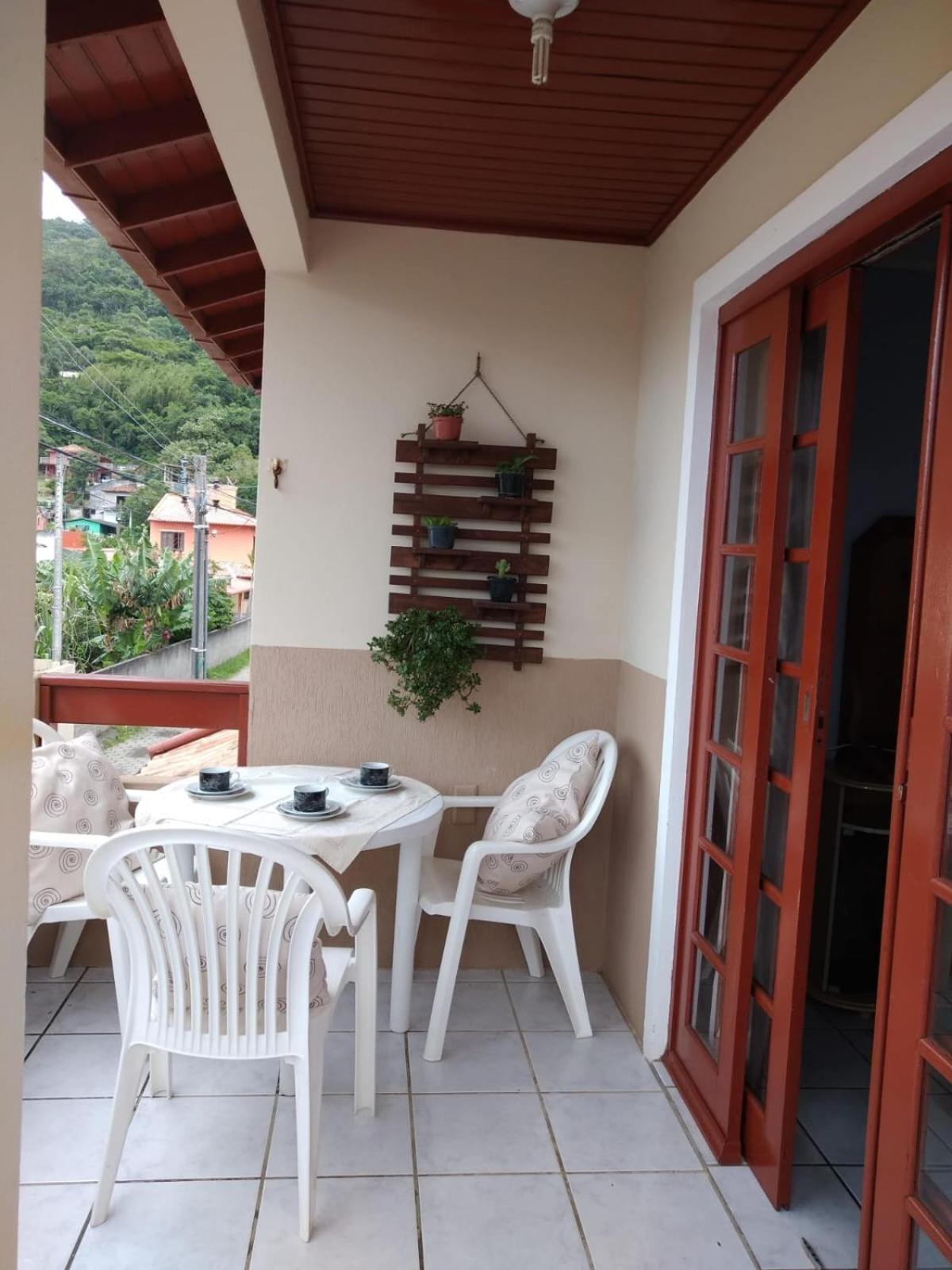 Apartamento praia da Armação, Florianópolis