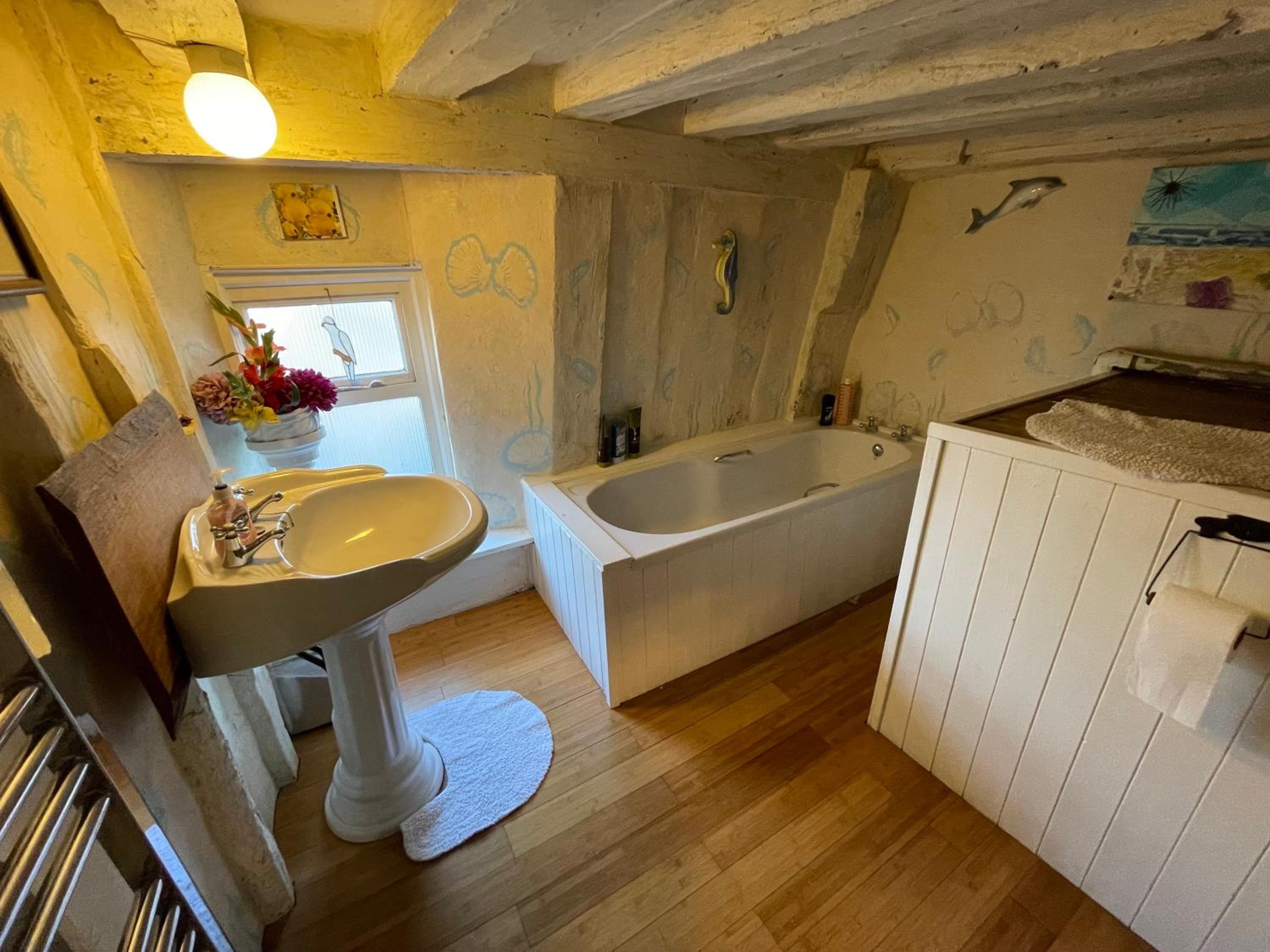 Sudbury Vacations - The Bridge Street Historic Guest House - Property Image 9