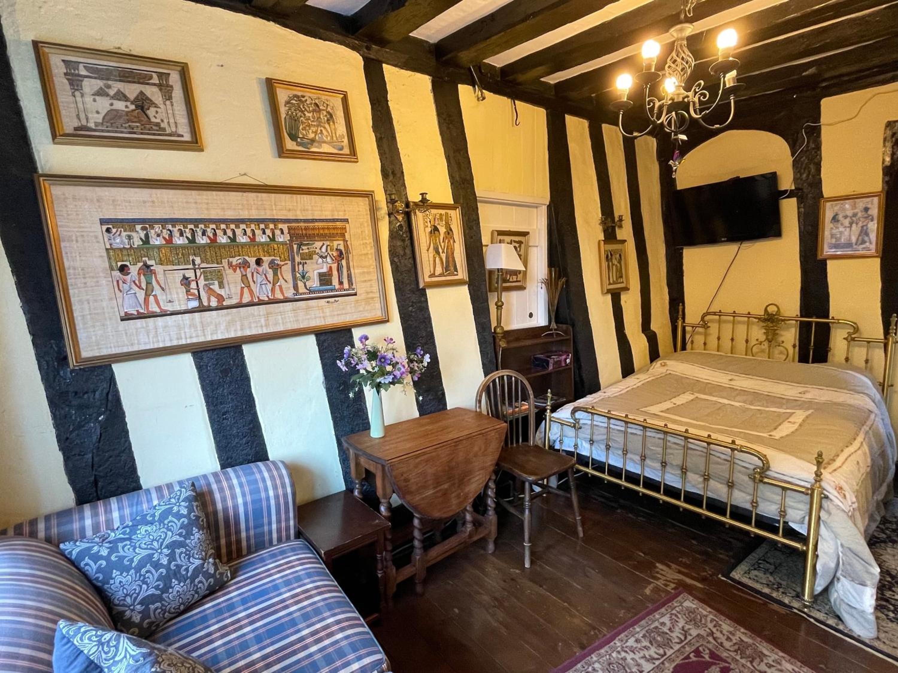 Sudbury Vacations - The Bridge Street Historic Guest House - Property Image 10