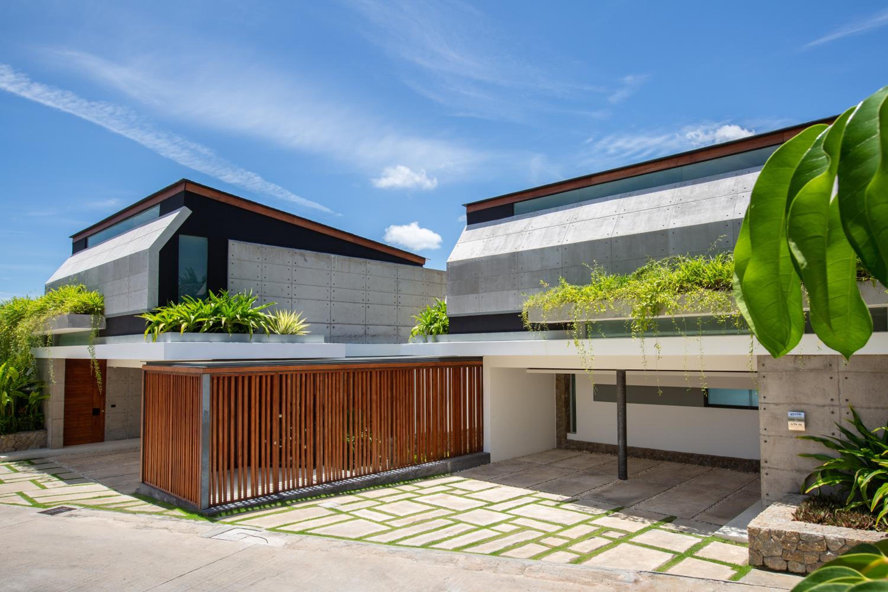 Hotel Kerem Luxury Beachfront Villas - Image 1