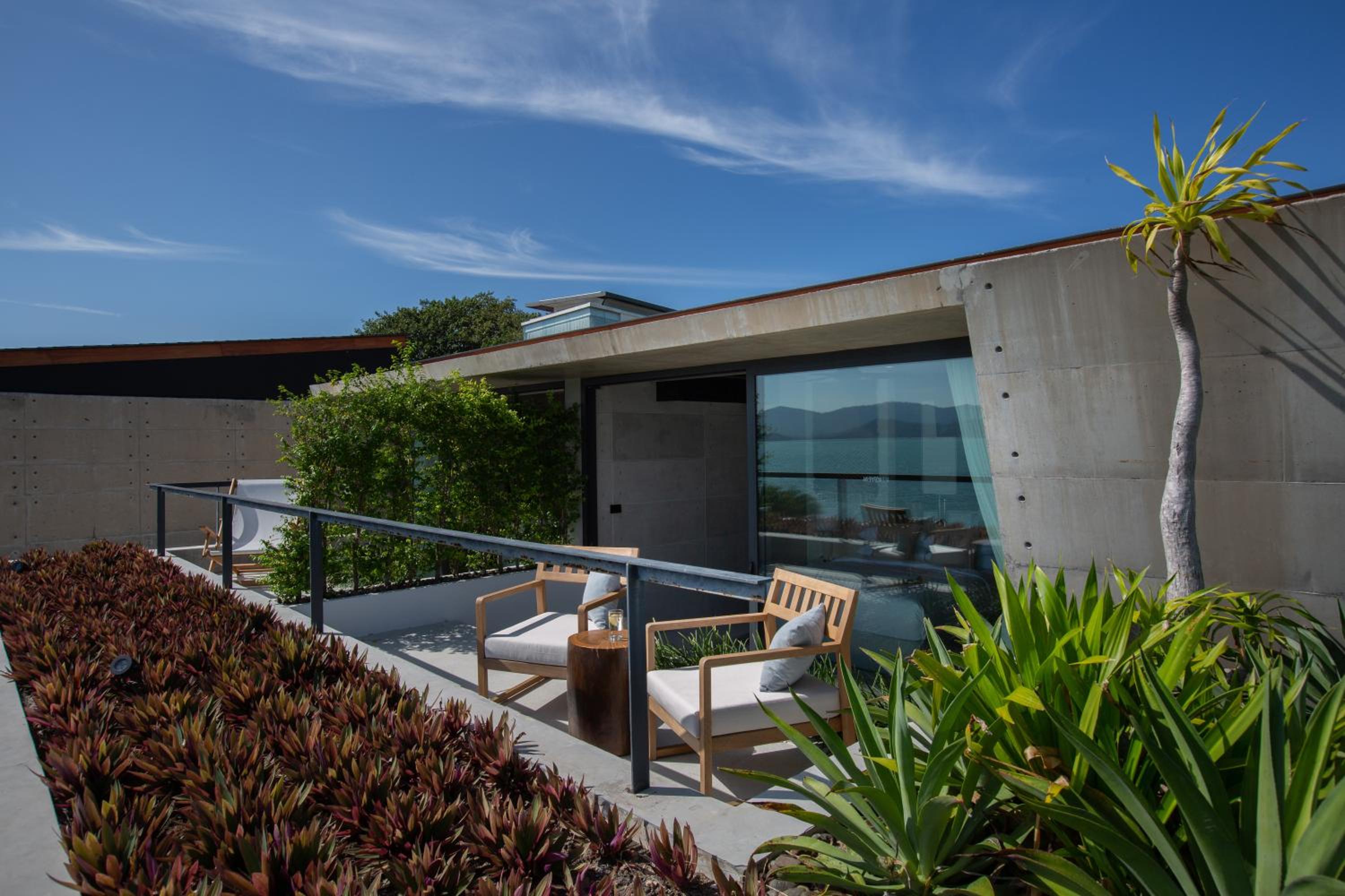 Kerem Luxury Beachfront Villas view 3