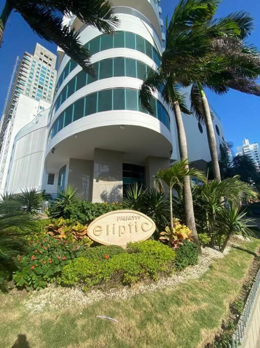 Apartamento frente al mar con vista única en Cartagena