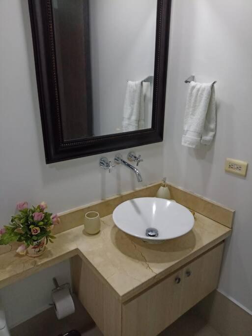 Apartamento frente al mar con vista única en Cartagena