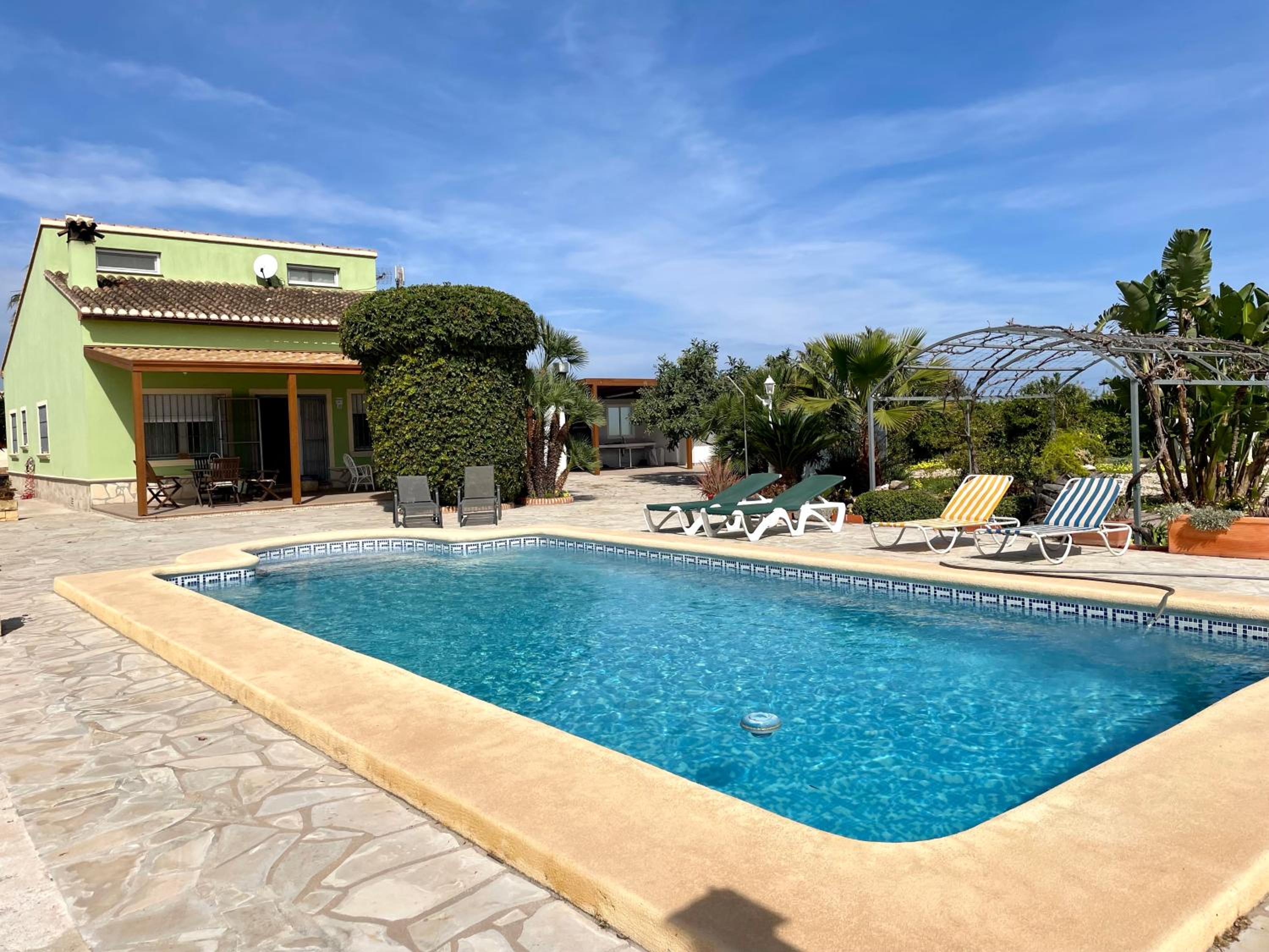 Hotel lola - Image 1