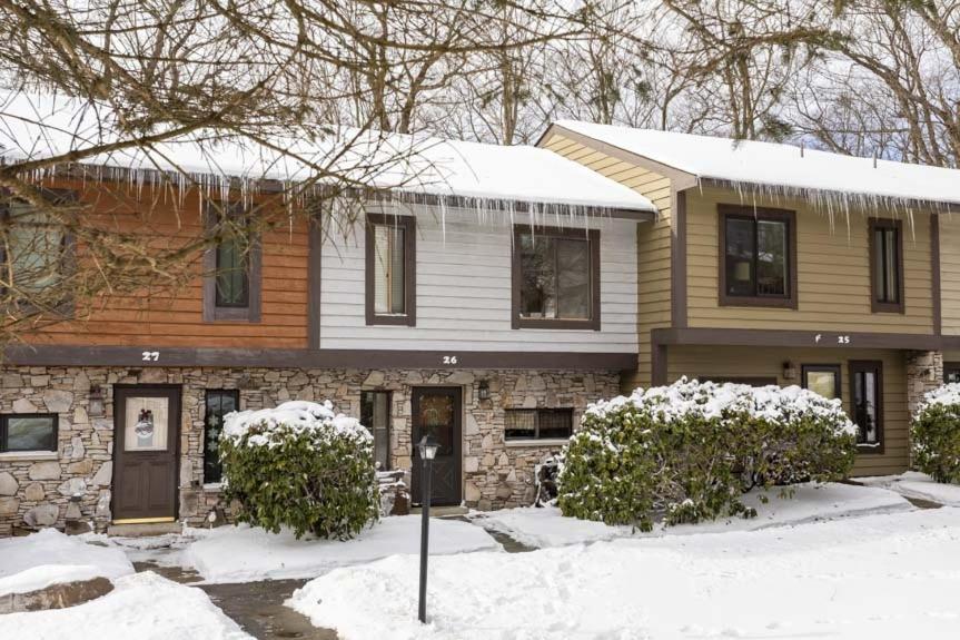 Seven Springs - Swiss Mountain 3 Bedroom Standard Condo, Near Golf Course condo view 3