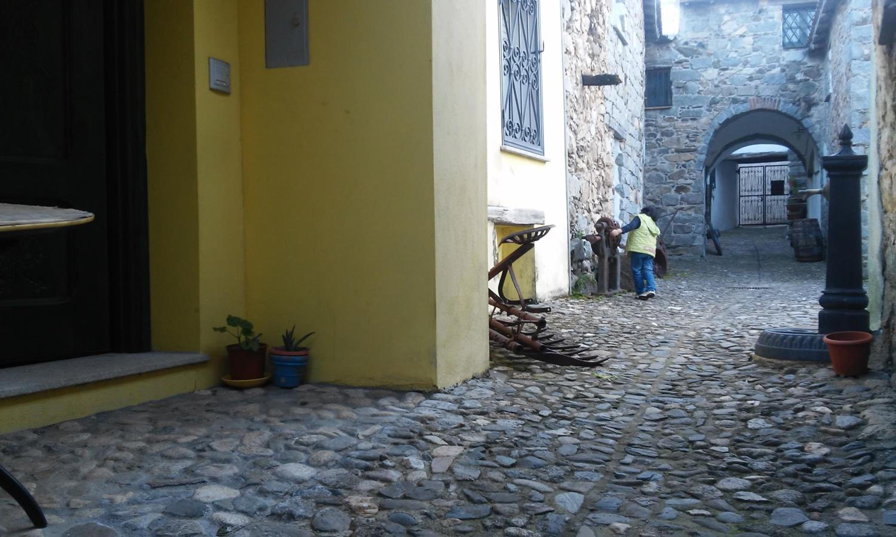 Photo 10