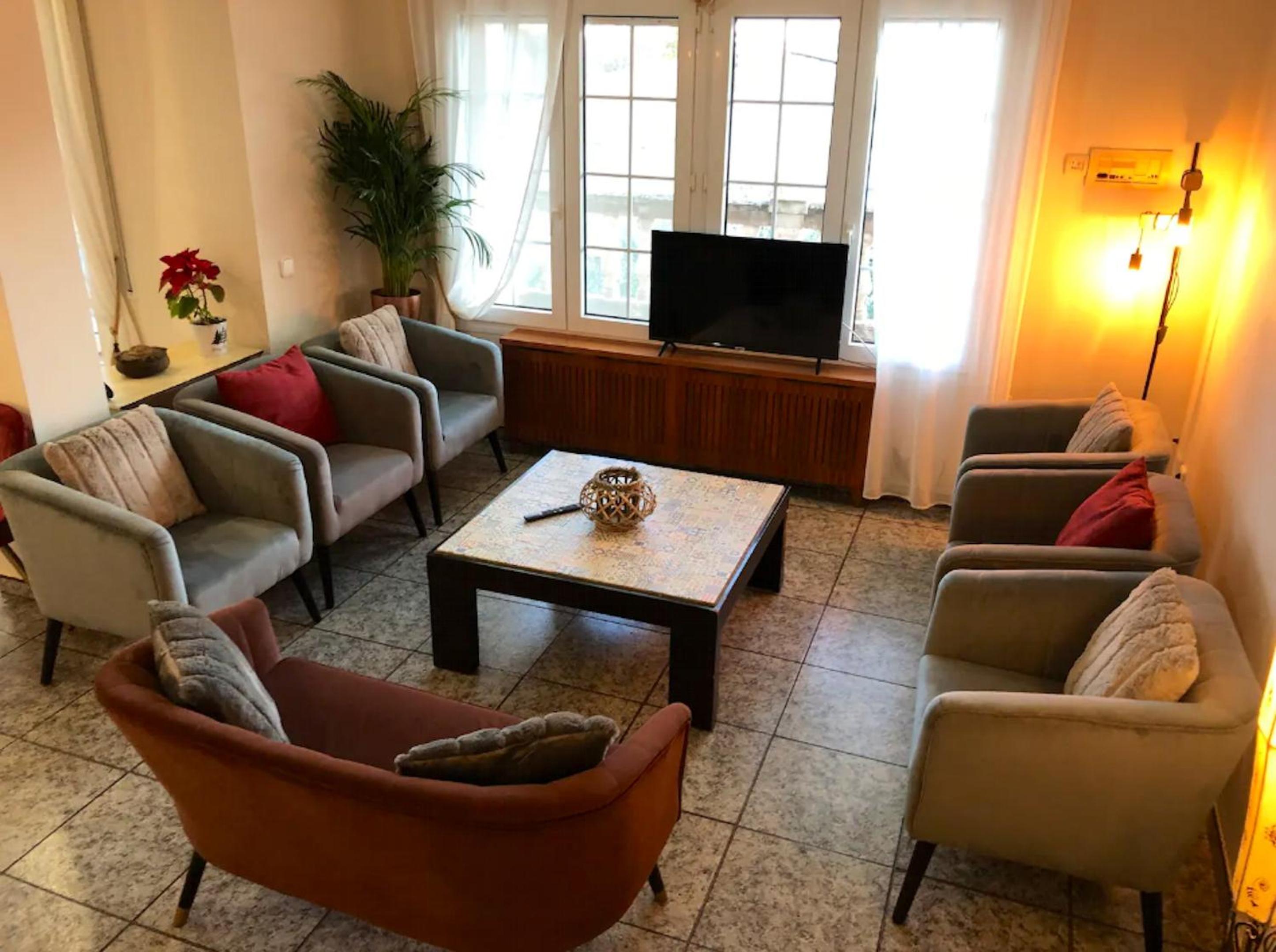 lounge
