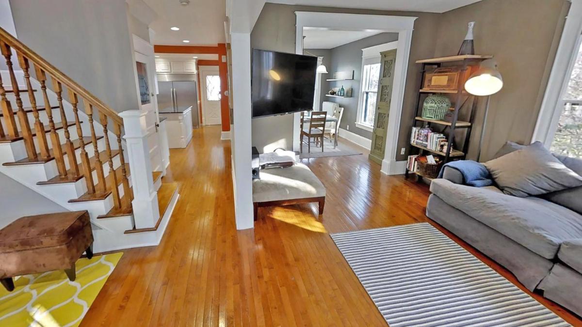 Minneapolis / St Paul Vacations - Linden Hills Luxury Charmer - Property Image 21