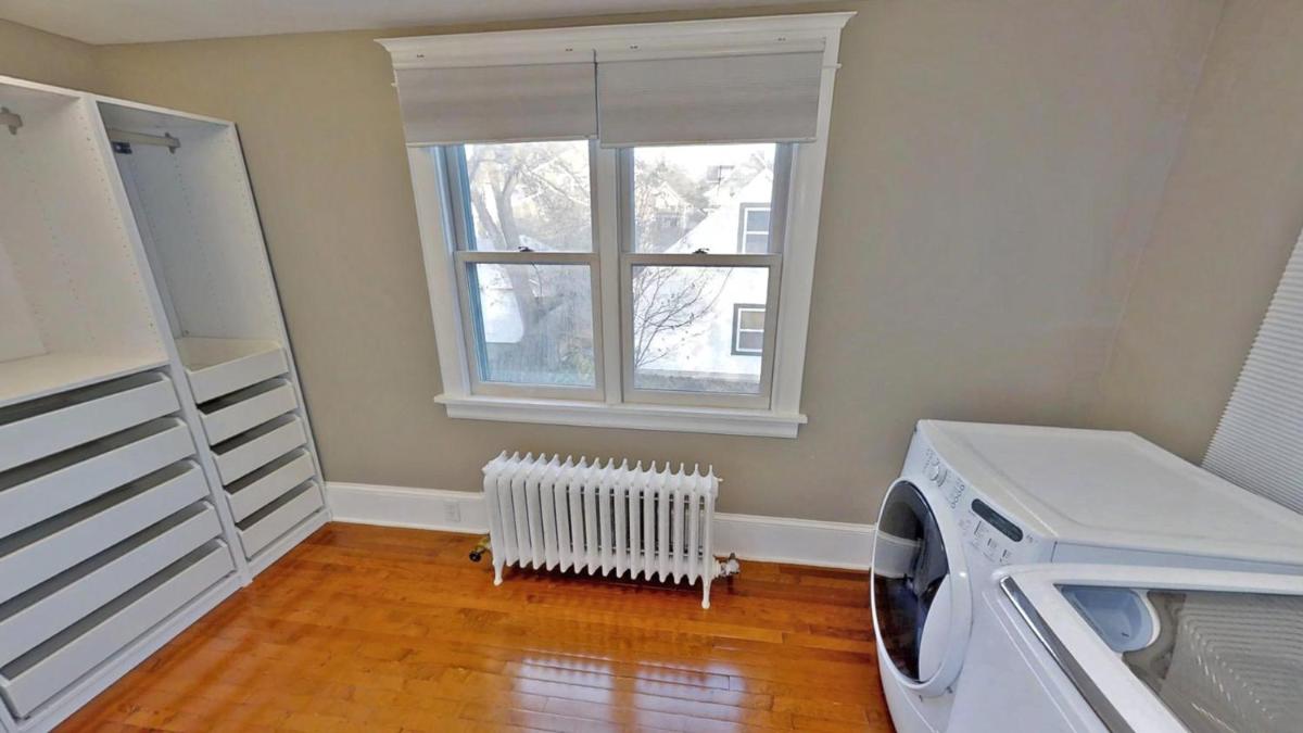 Minneapolis / St Paul Vacations - Linden Hills Luxury Charmer - Property Image 19