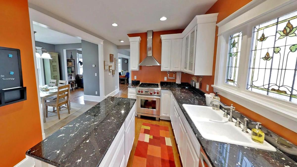 Minneapolis / St Paul Vacations - Linden Hills Luxury Charmer - Property Image 16