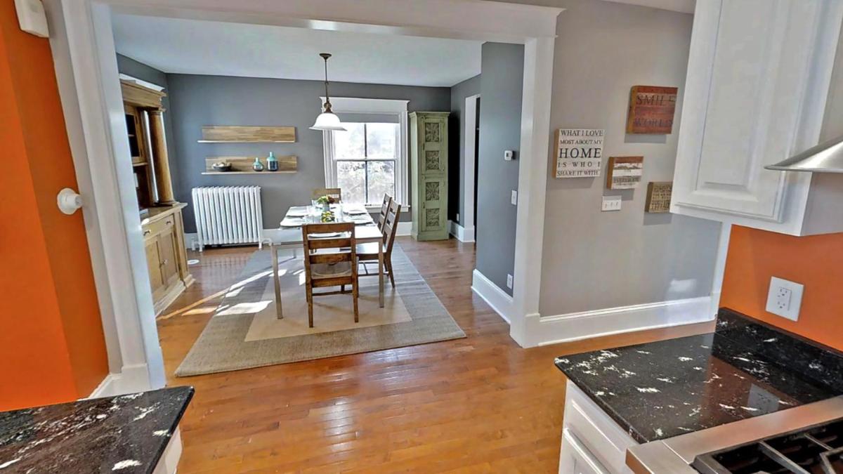 Minneapolis / St Paul Vacations - Linden Hills Luxury Charmer - Property Image 14