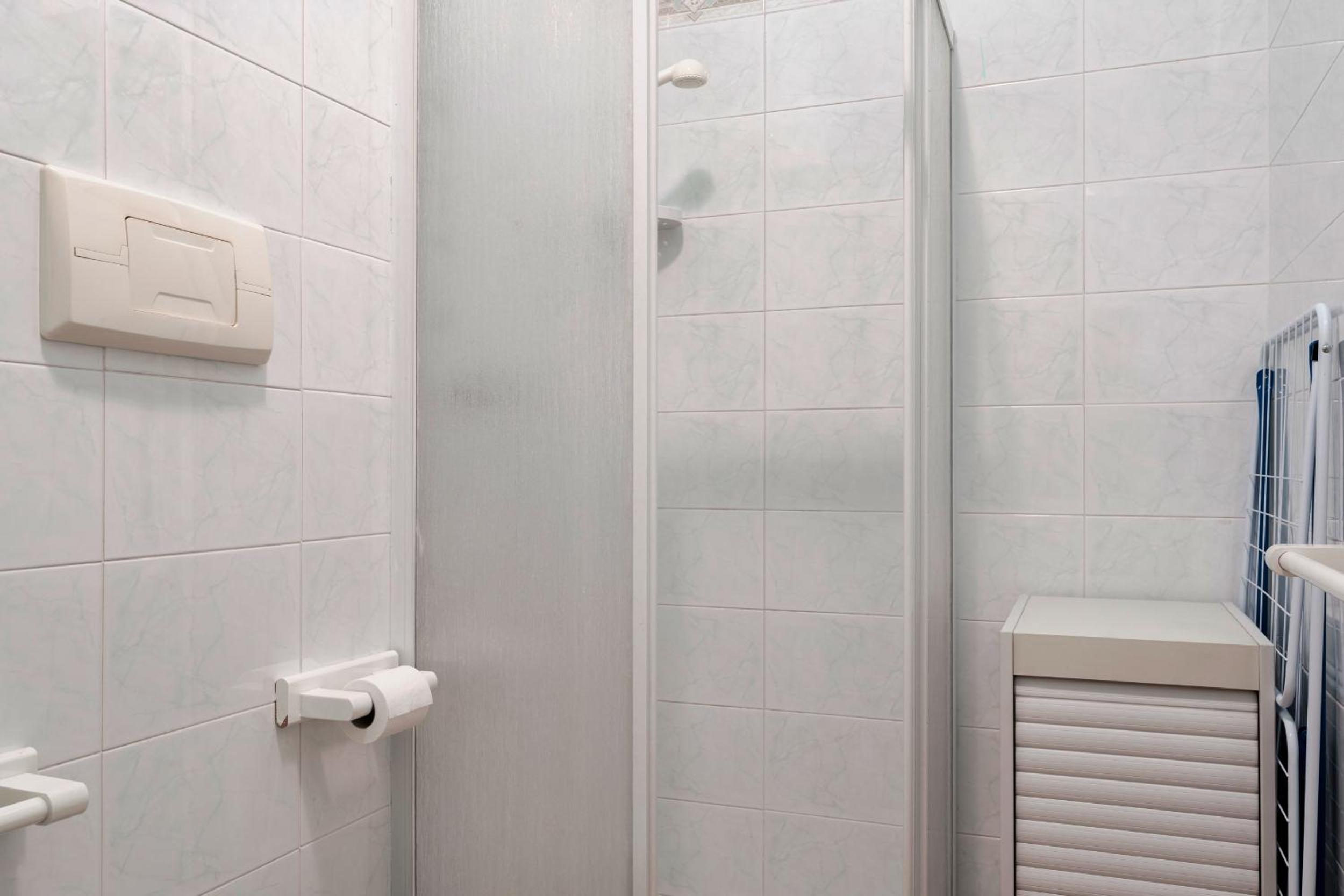 Azzurra Suite - monolocale con piscina e WiFi view 3