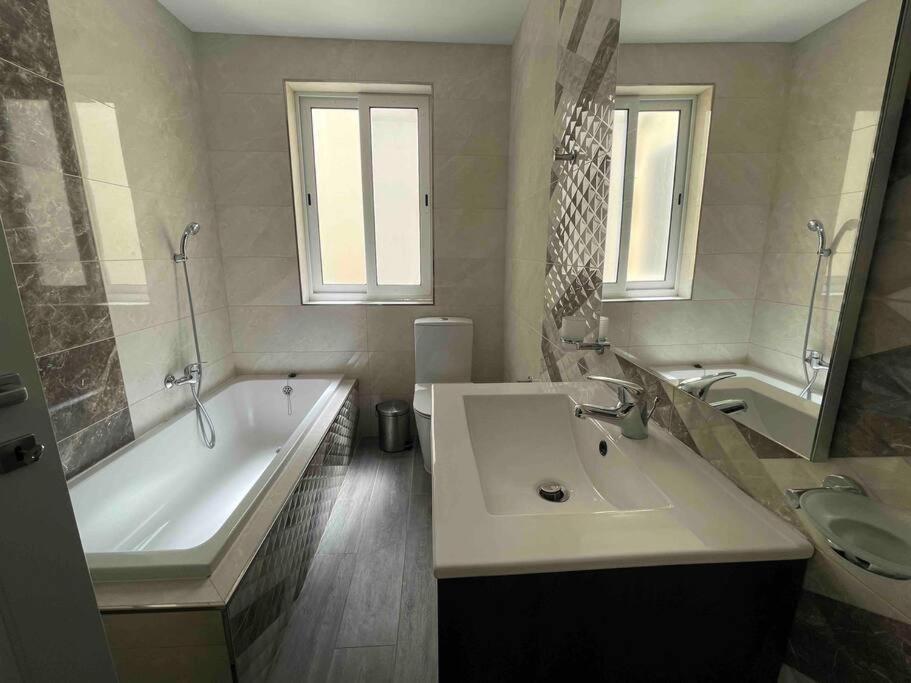2 bedroom Apartment in Mellieha with Sea Views and Close to all Amenities view 5