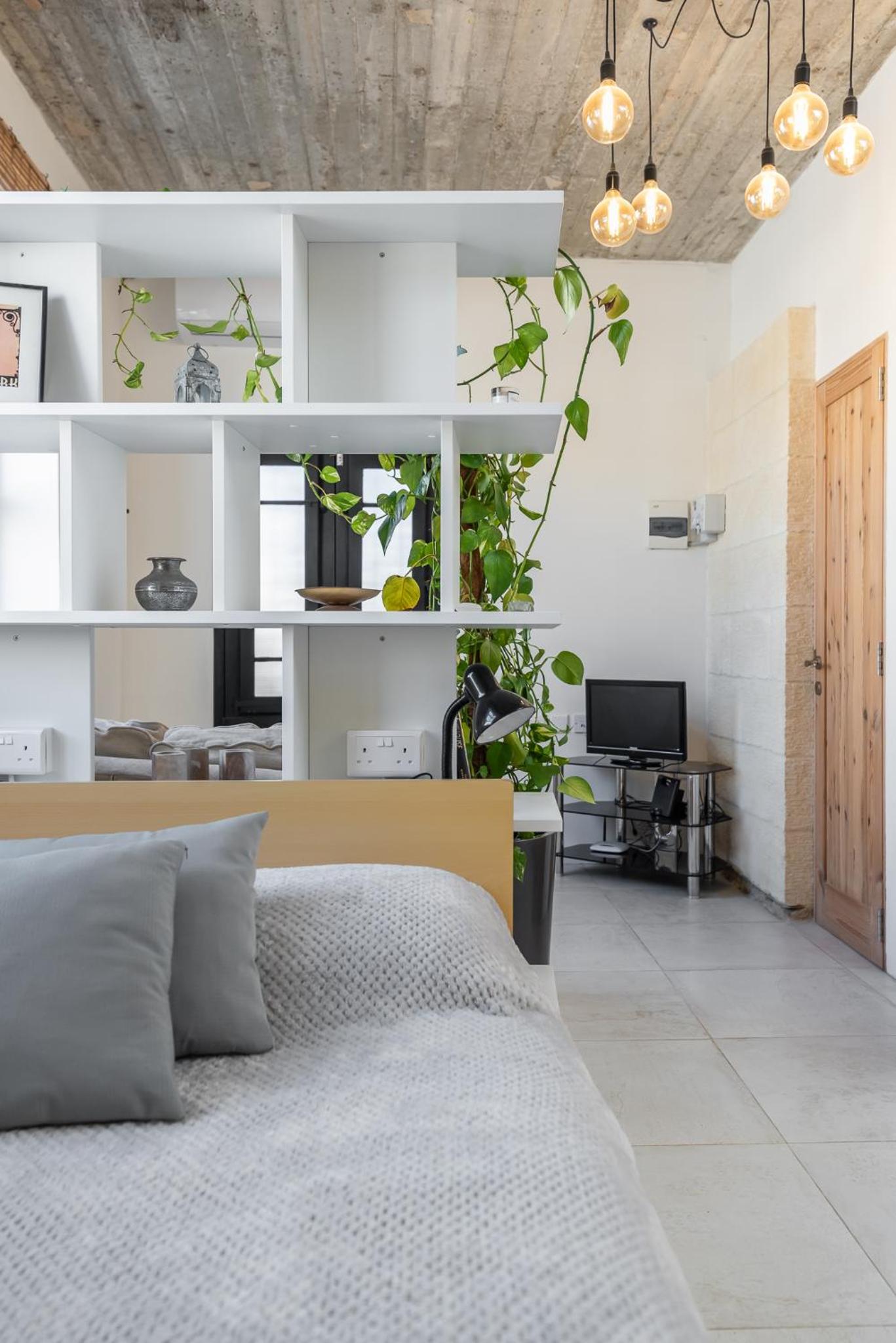 Roam Gozo - Studio Hamrija - Modern Cozy Tiny Home Set In Gozo's Oldest Village photo 4
