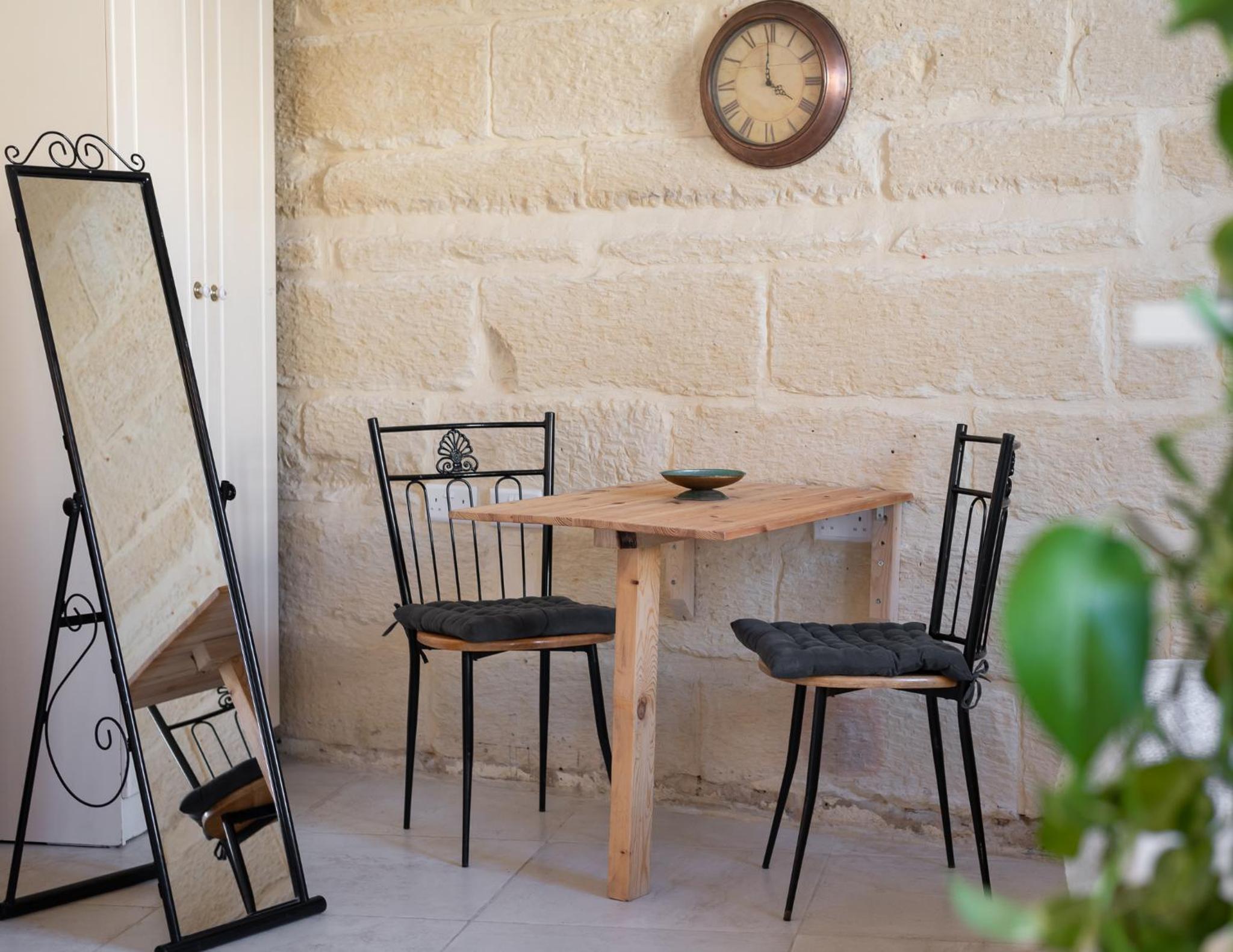 Roam Gozo - Studio Hamrija - Modern Cozy Tiny Home Set In Gozo's Oldest Village photo 5