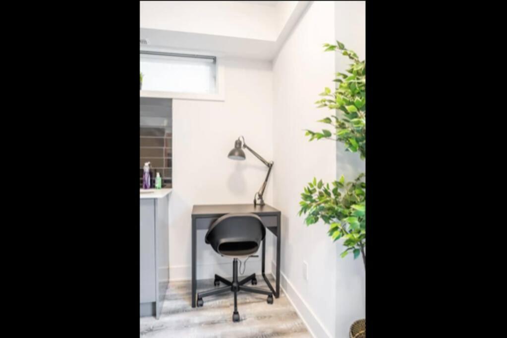 Townhouse Apartment 5 Mins From Niagara Falls