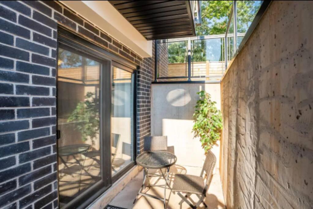 Townhouse Apartment 5 Mins From Niagara Falls