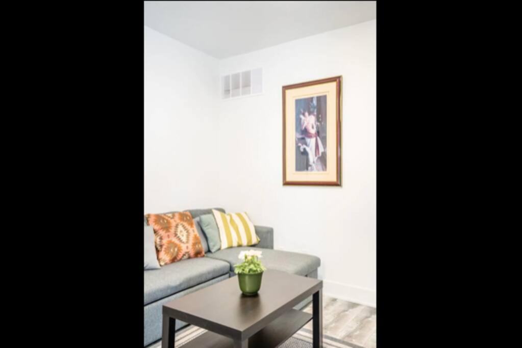 Townhouse Apartment 5 Mins From Niagara Falls
