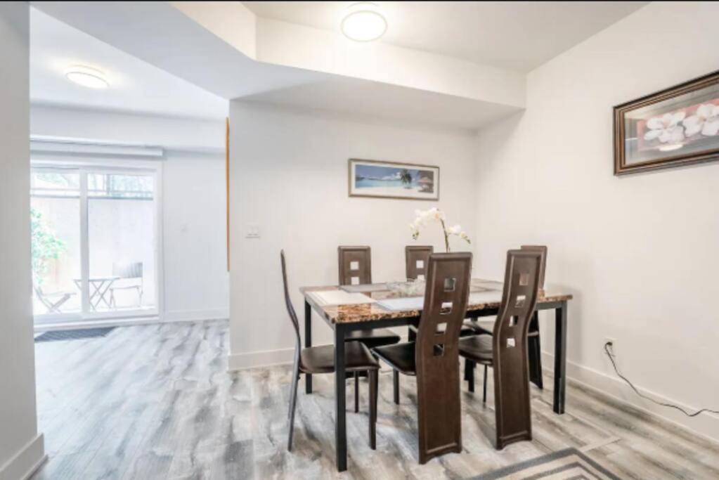 Townhouse Apartment 5 Mins From Niagara Falls