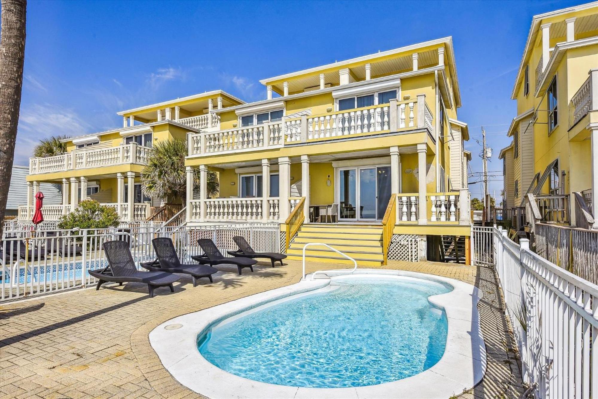 Just Beachy - 5 Bedroom 5 Bathroom Beach Front Home! Sleeps 20 home view 4