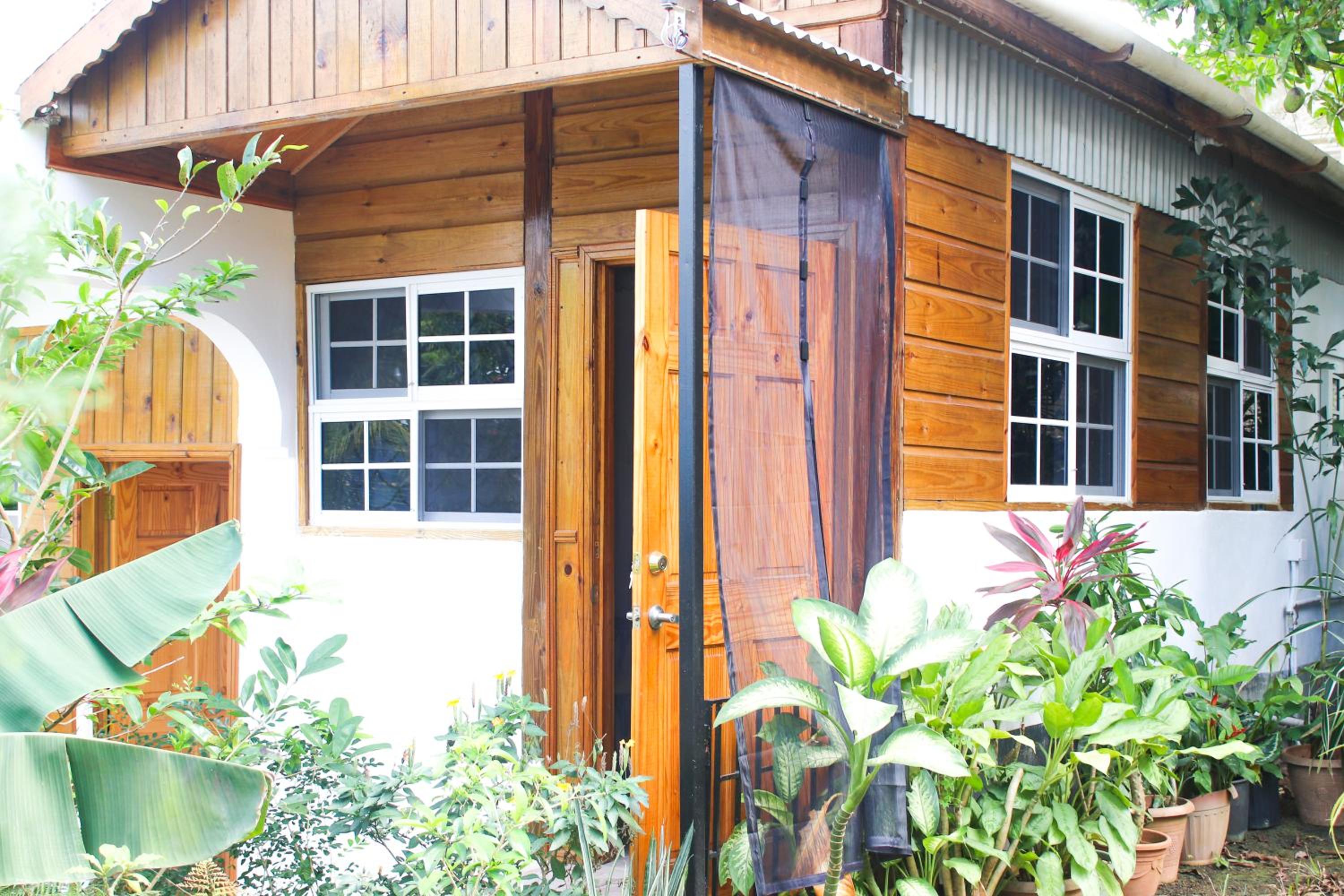 Van Villa Guesthouse