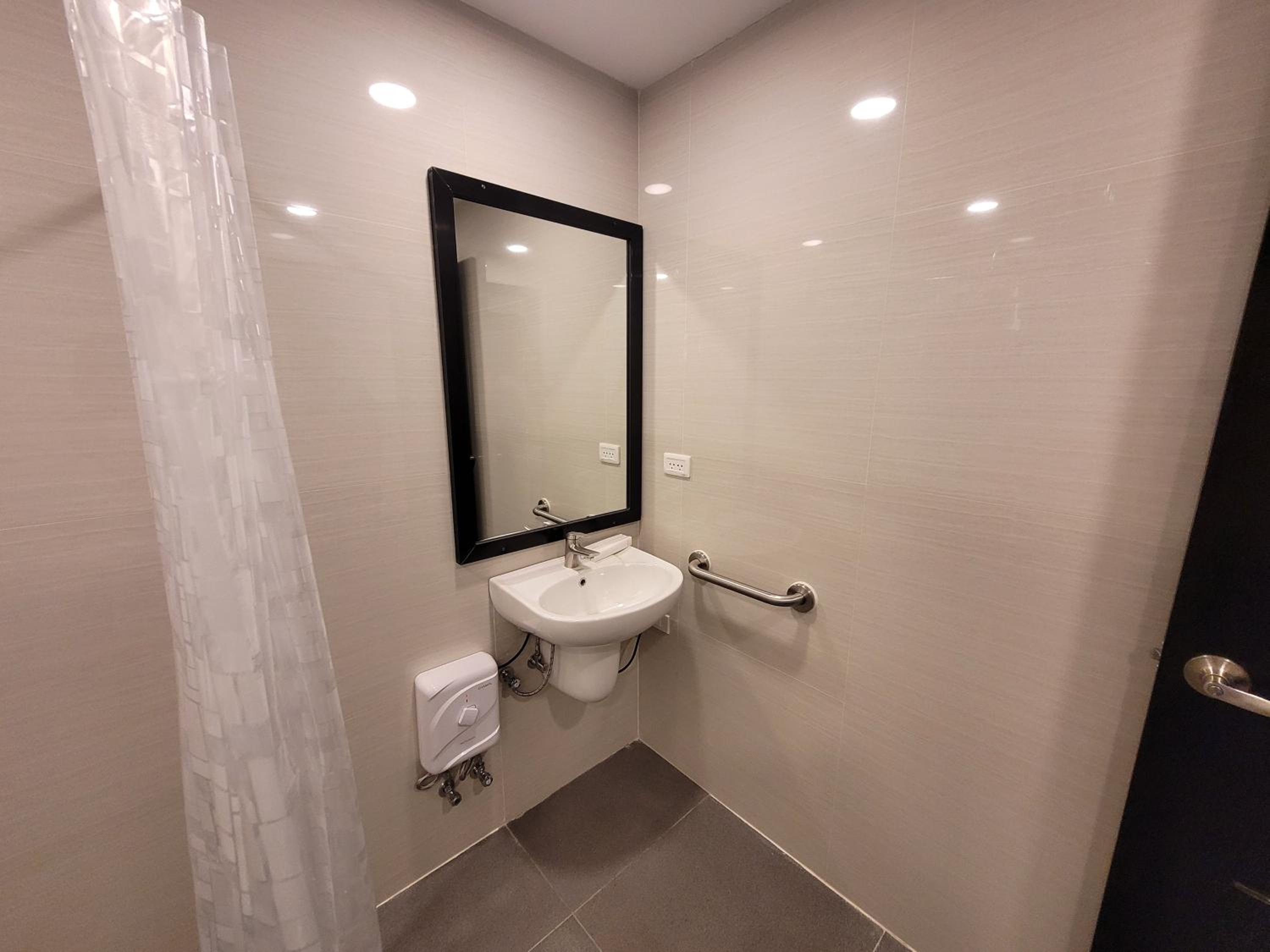 Fernvale Leisure Club and Resort, Coron - 11