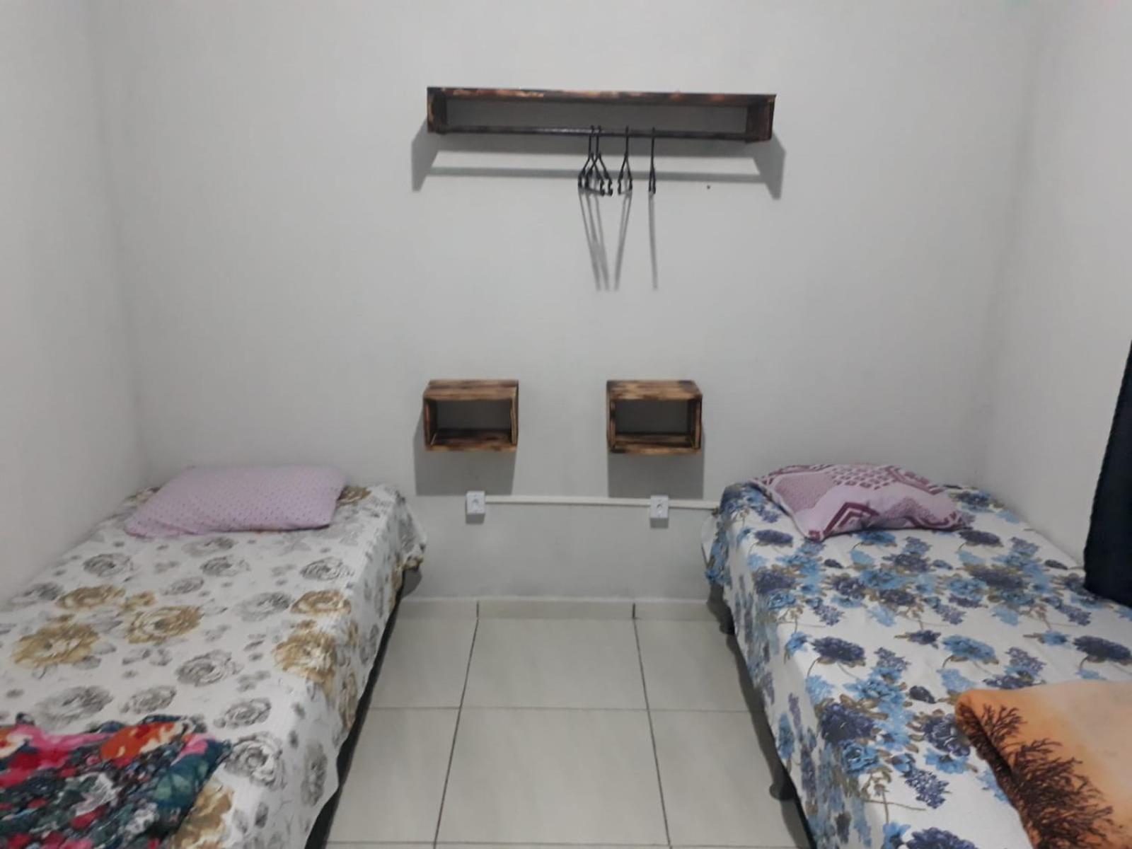 Pousada Sitio do Terrão a 500 metros da BR 040 e a 10 minutos da Prainha