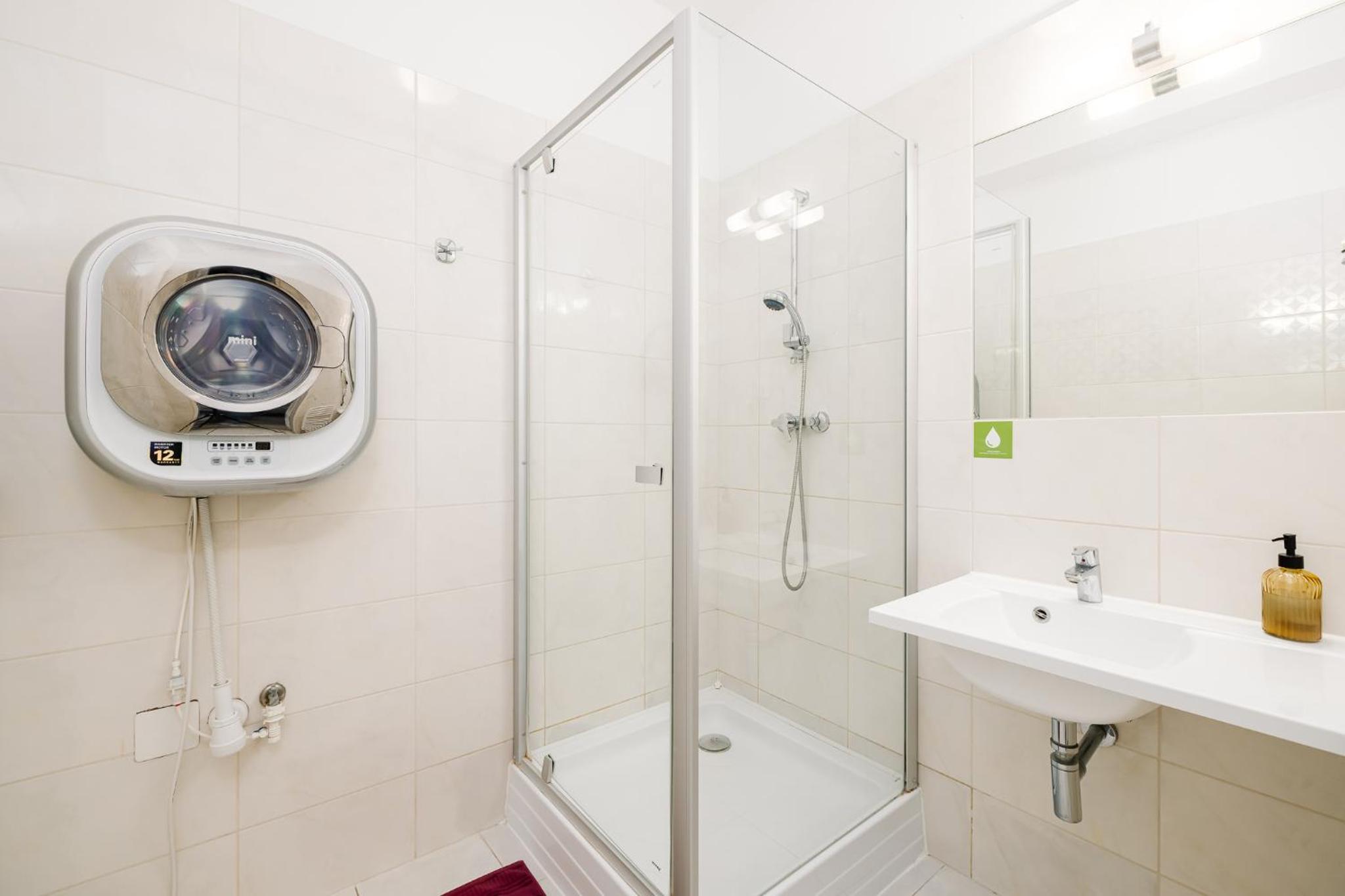 Self check-in apartments by Amber view 2
