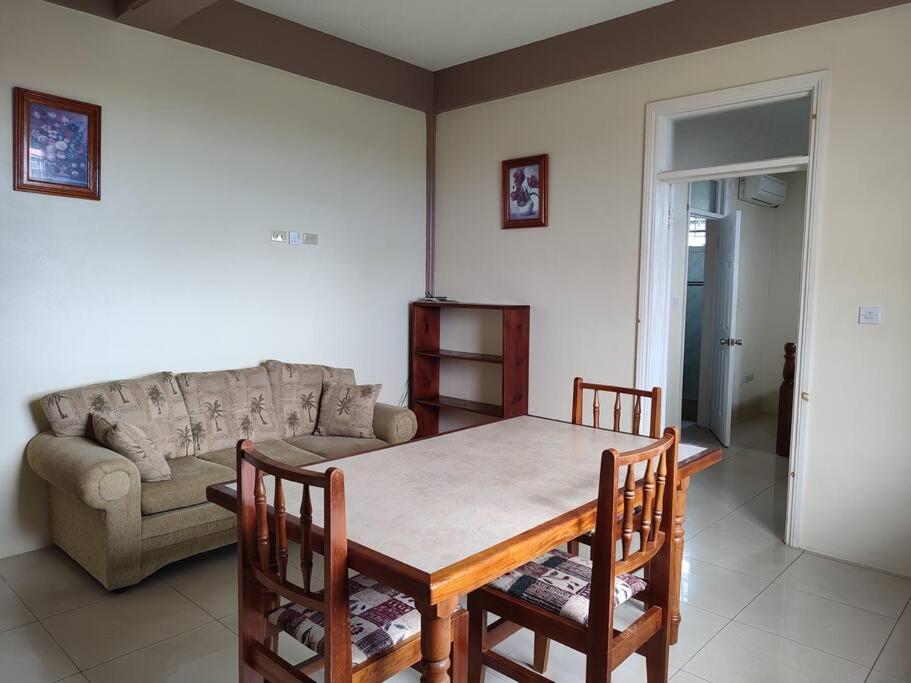 Iso’s Vacation Rental Apartment #10 view 3