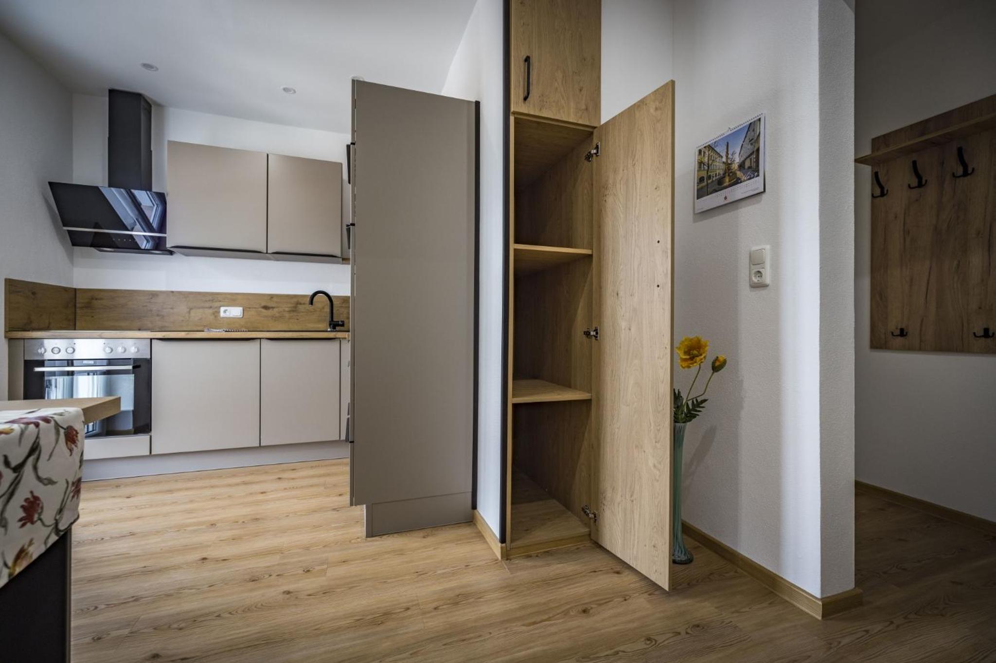 Photo 77