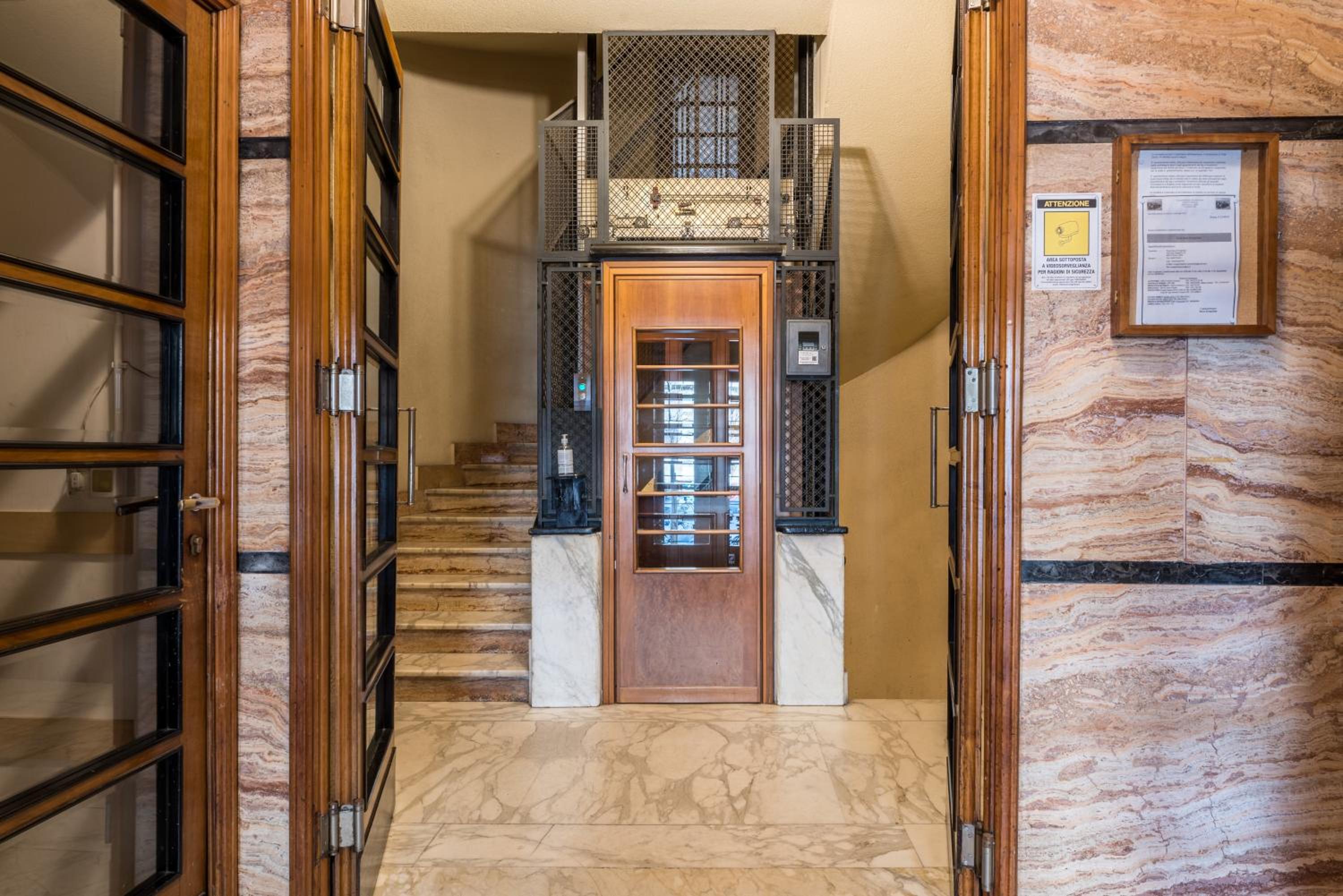 Charming Mazzini Apartment