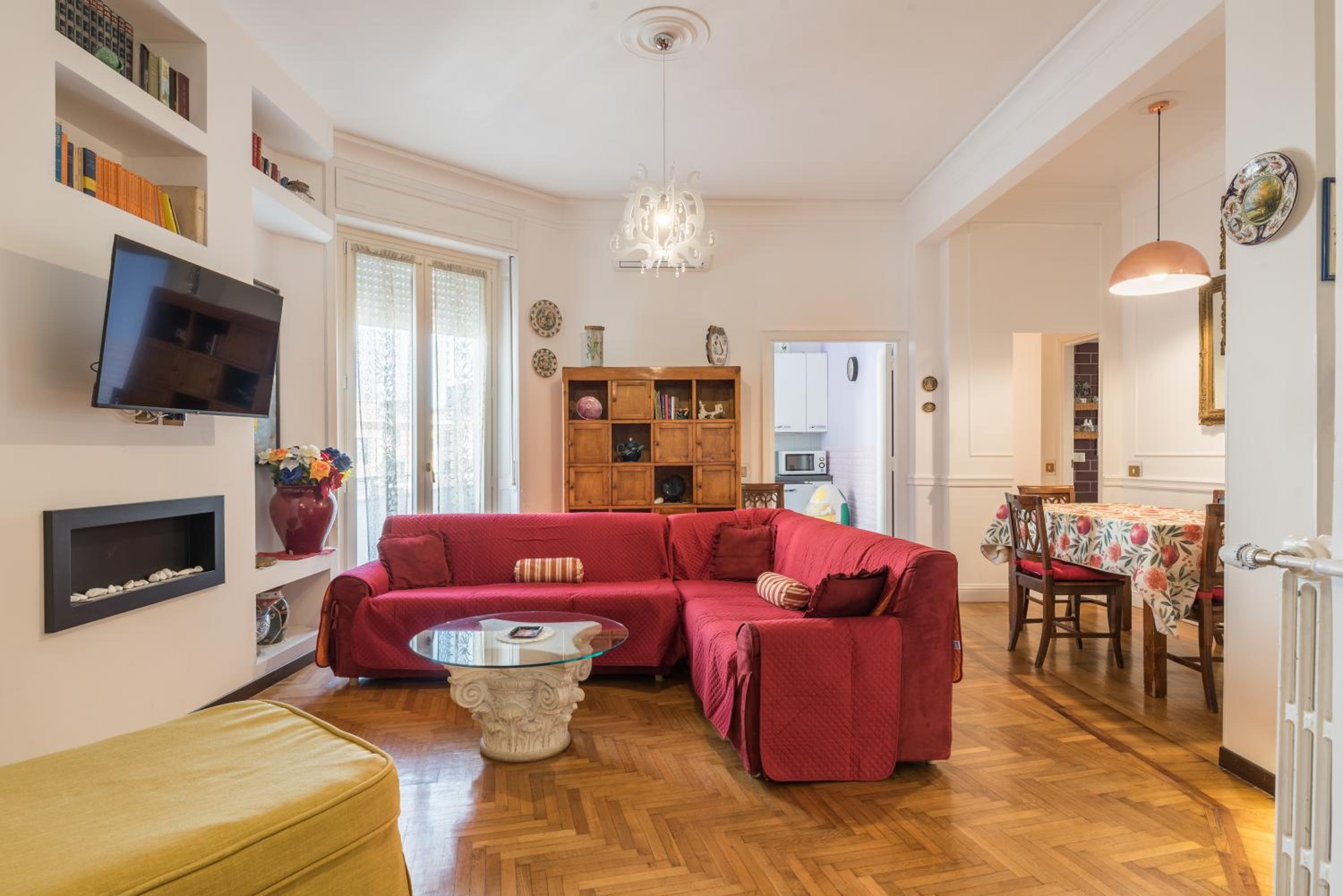 Charming Mazzini Apartment