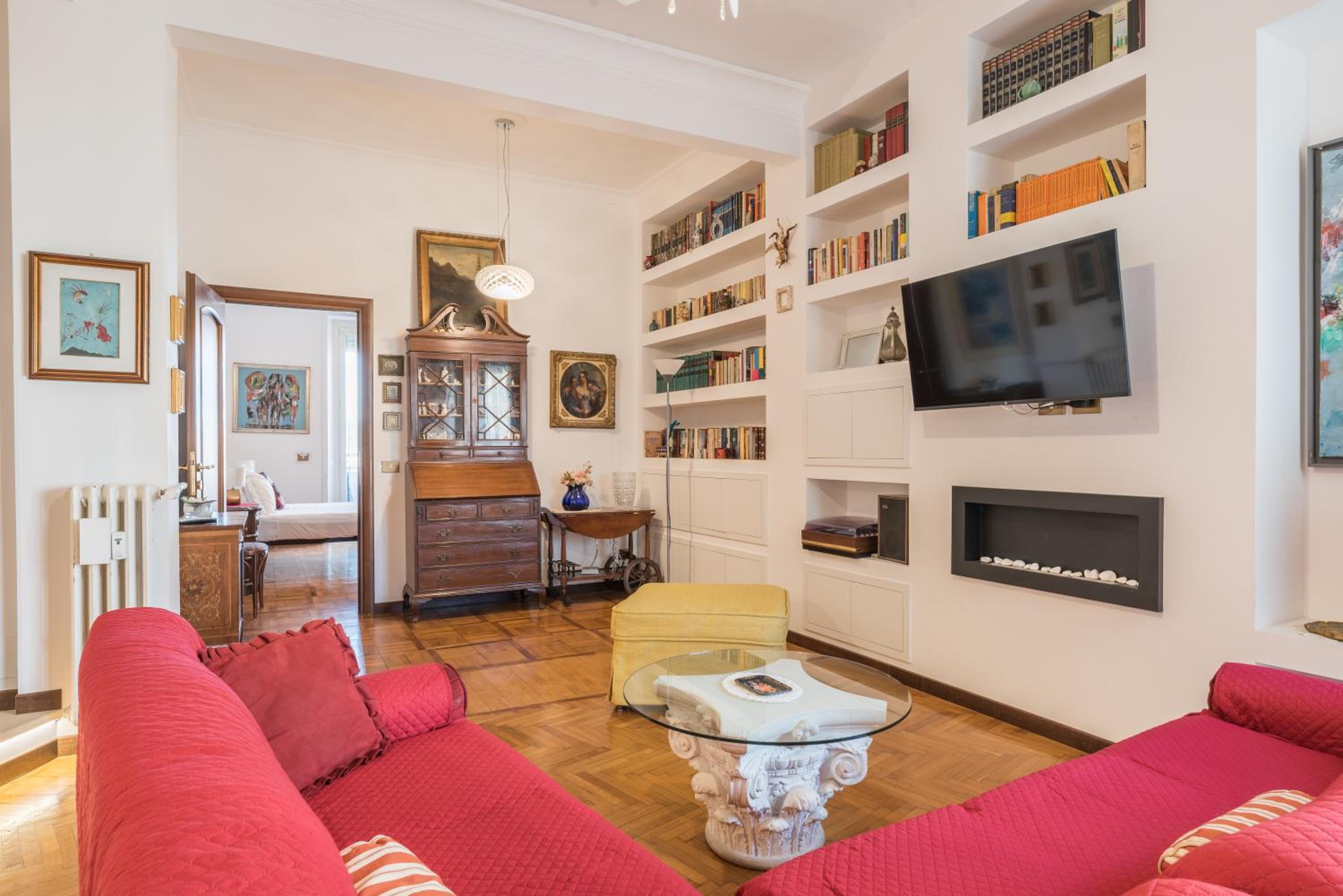 Charming Mazzini Apartment