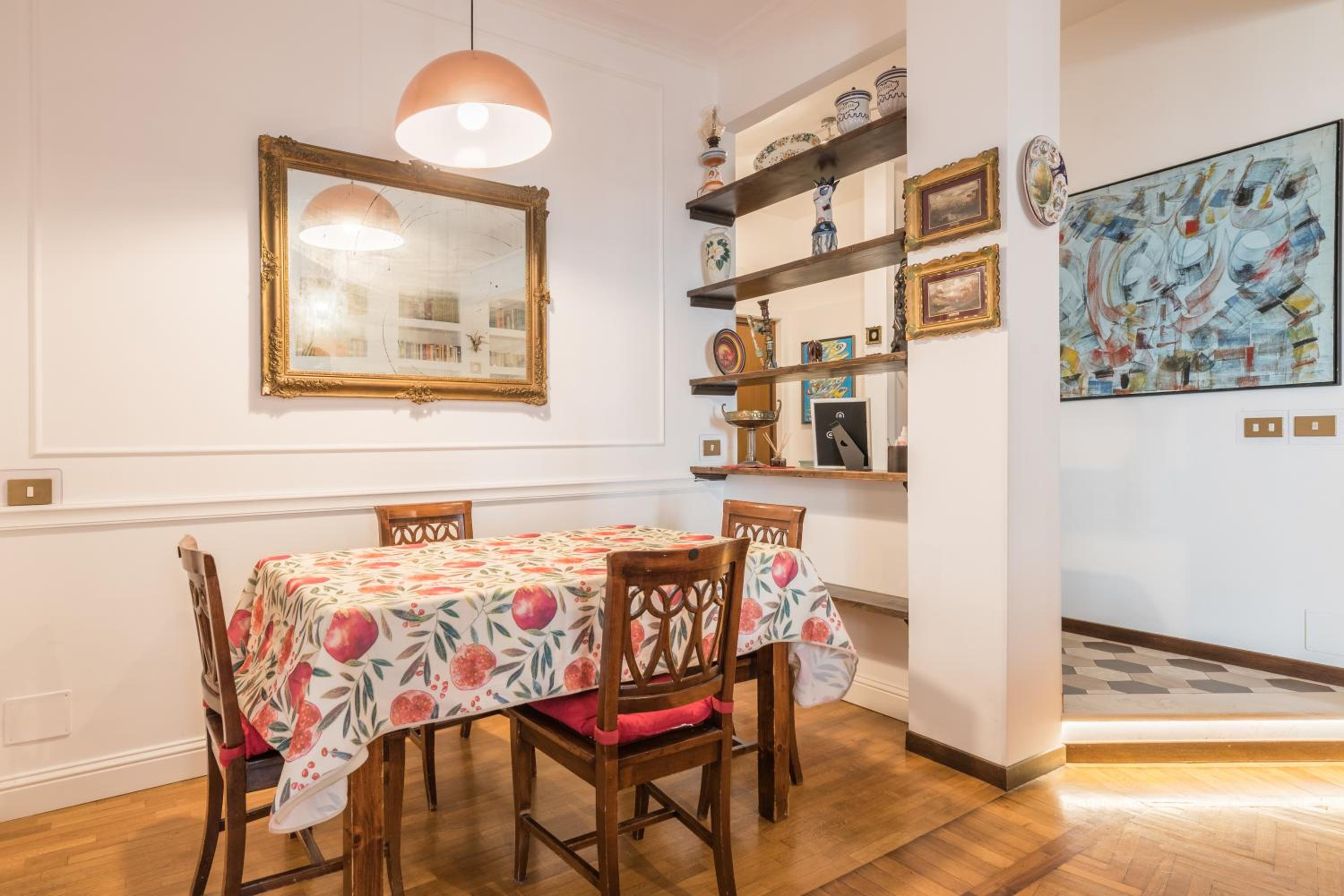 Charming Mazzini Apartment