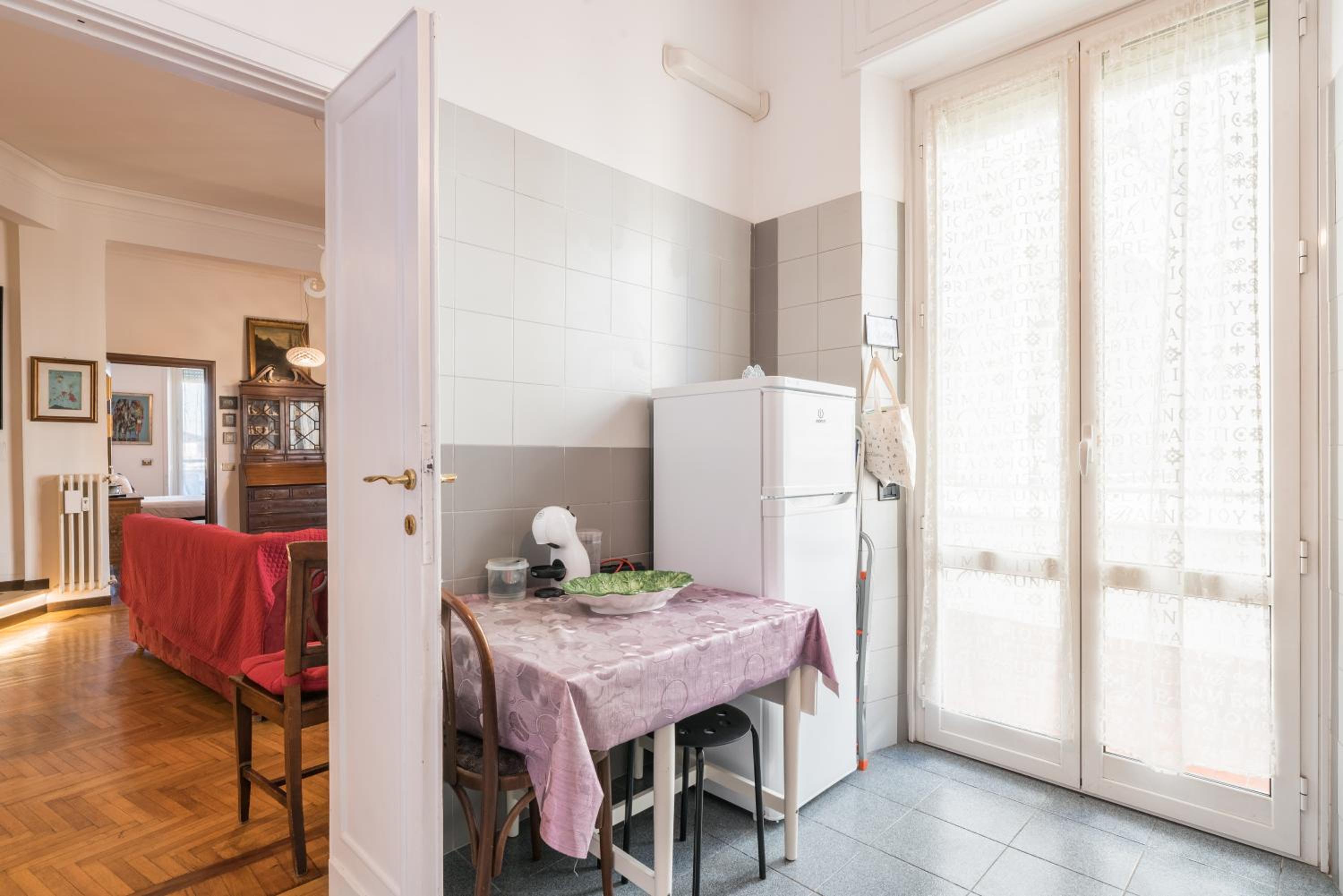 Charming Mazzini Apartment