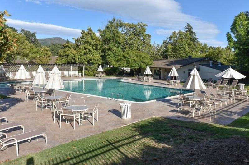 Maui Vacations - 702 Cottages at Silverado condo - Property Image 12