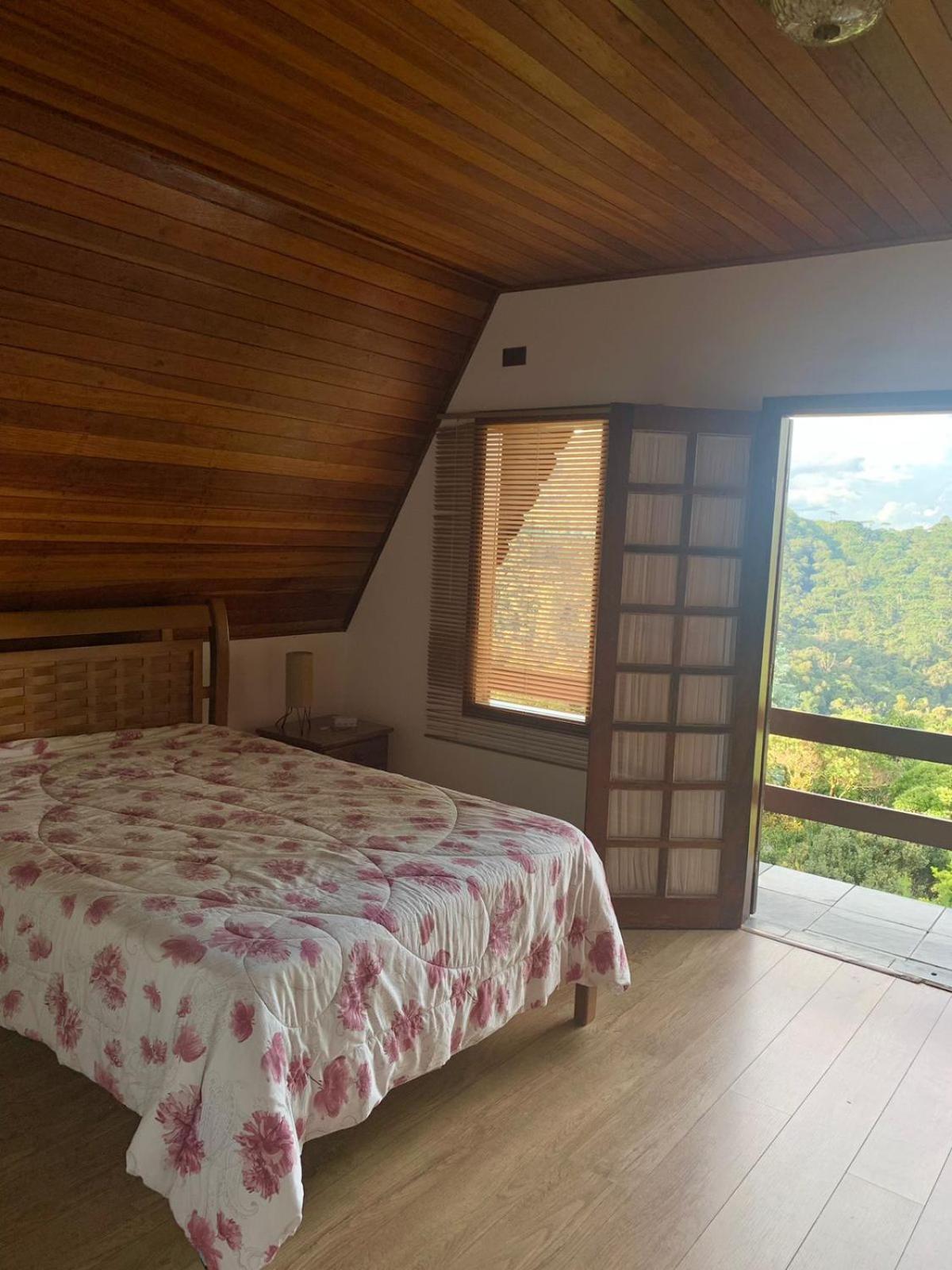 Lindo Chalé com vista para Campos do Jordão